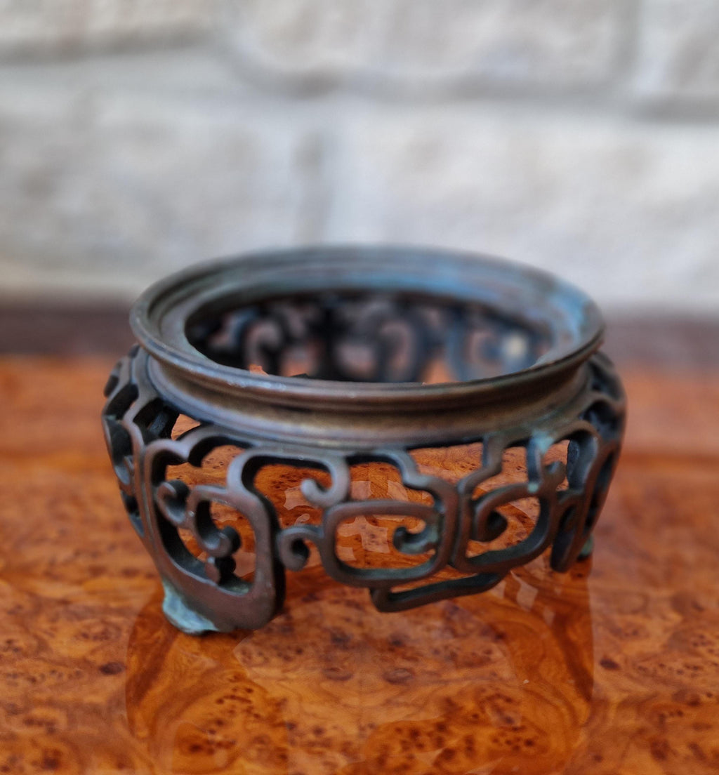 Fine Large Antique Bronze Chinoserie Pattern Openwork Tri-Footed Vase Stand 19th C.