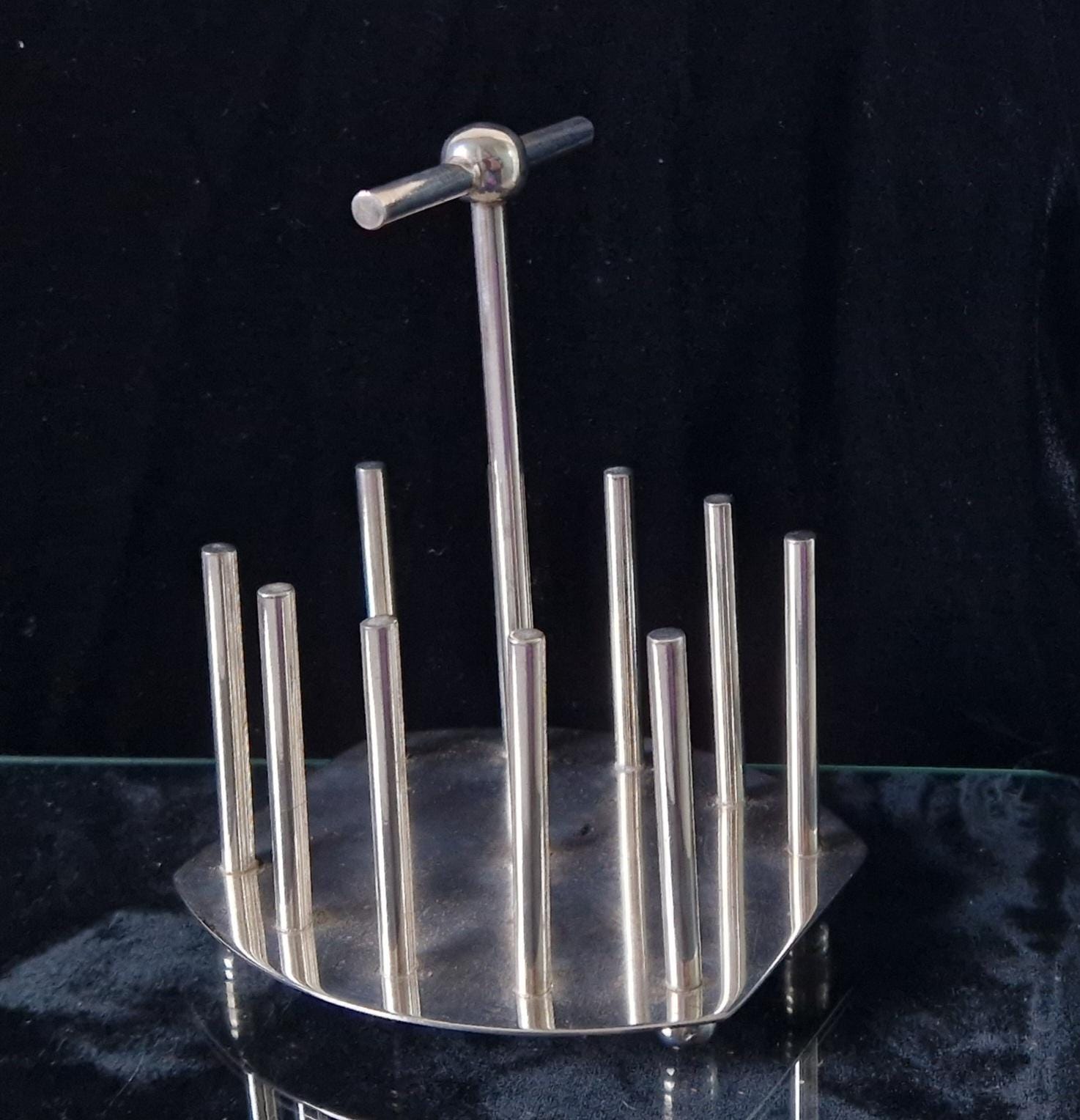 Fine Dr Christopher Dresser Design Silver Plated Toast Rack Oval Base 20th Century