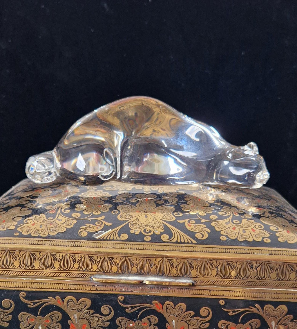 Steuben Roman Cat Crystal Hand Cooler Art Glass 8389 Paperweight Susan Smyly 1979