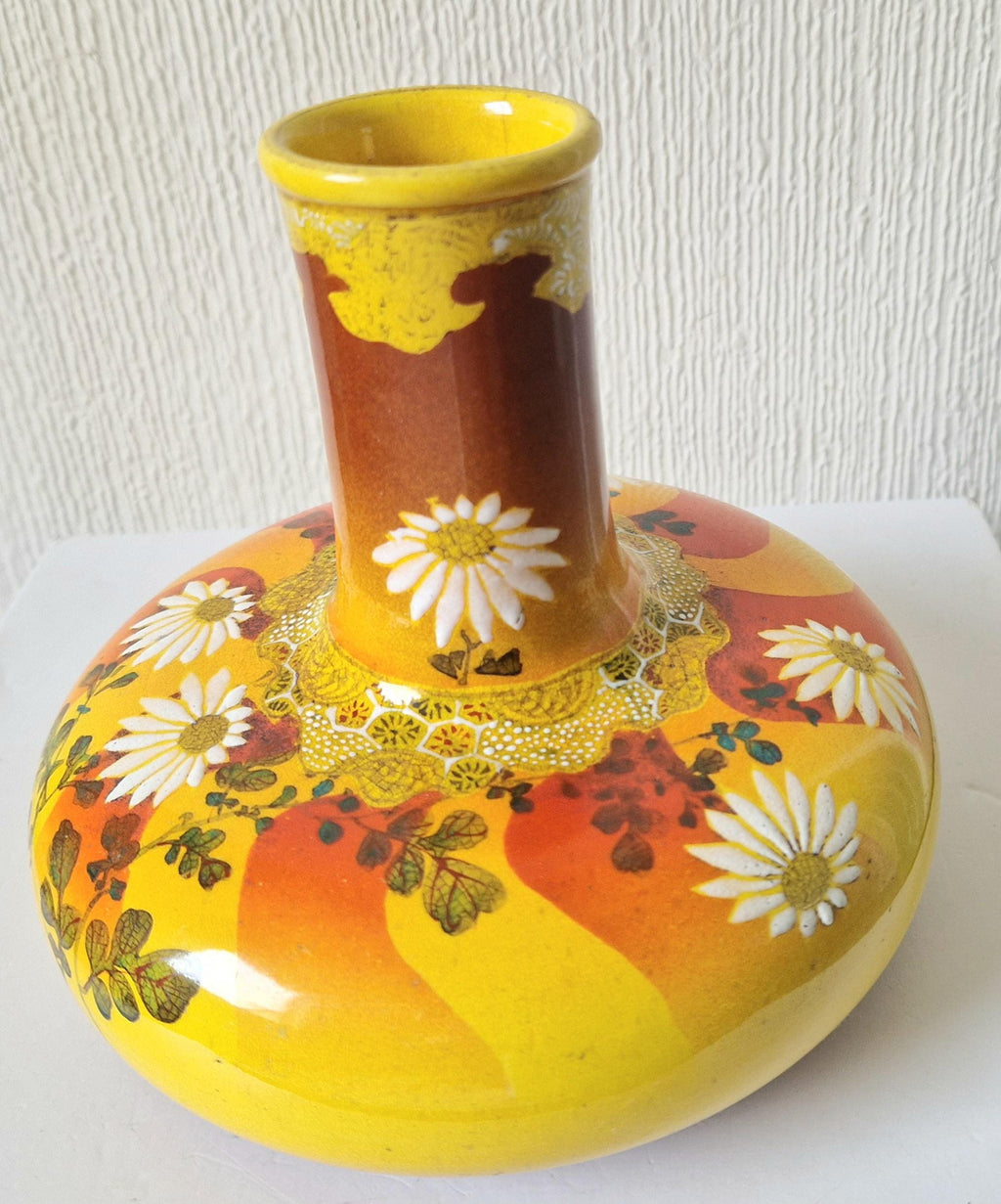 Antique Yellow Ground Japanese Meiji Kyoto Eartheware Chrysanthemum Floral Vase 15cm