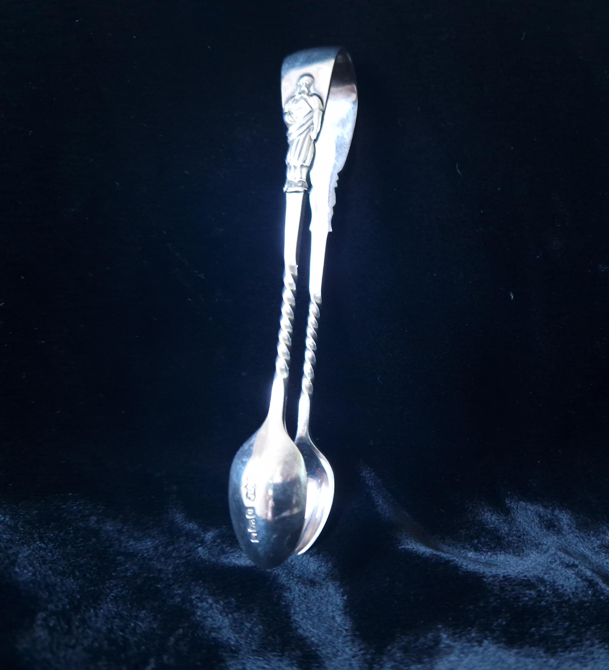Fine Solid Silver Apostle Sugar Tongs by James Dixon & Sons Ltd 1946. Sheffield