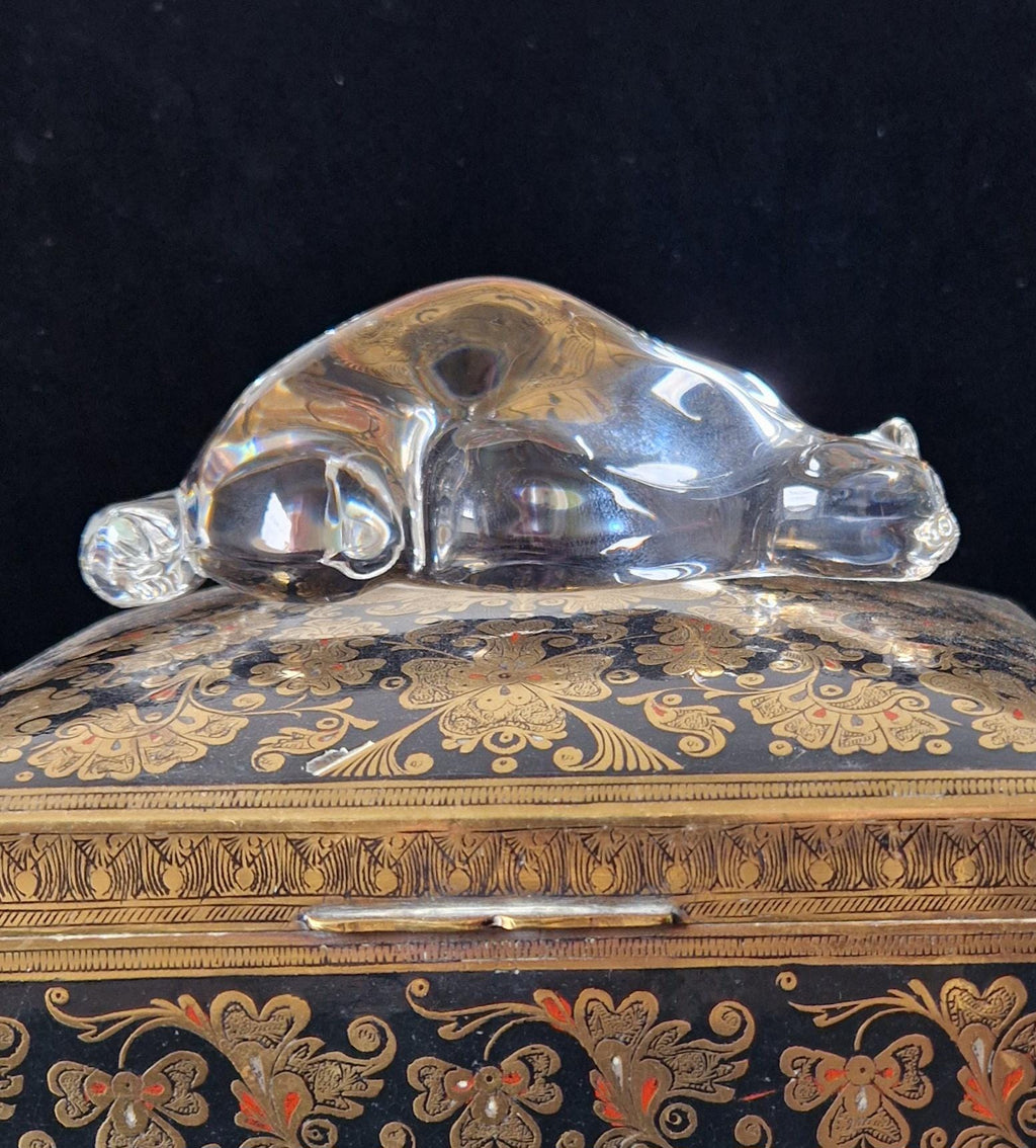 Steuben Roman Cat Crystal Hand Cooler Art Glass 8389 Paperweight Susan Smyly 1979
