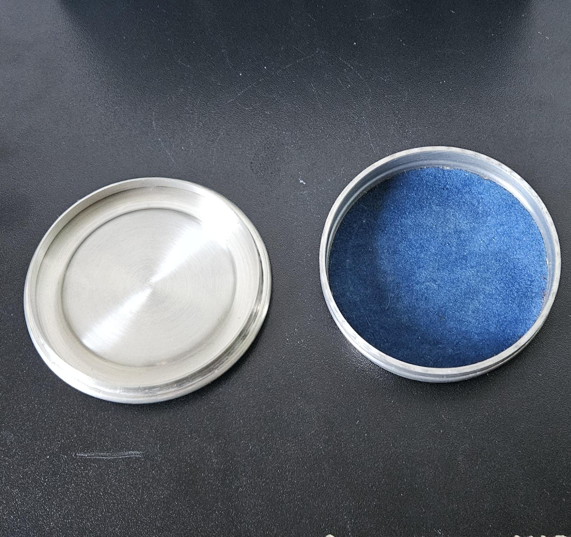 Pewter Art Nouveau Style Trinket Pot Sasha Bowles England signed .Trinket Pot polished Gemstone Inlay