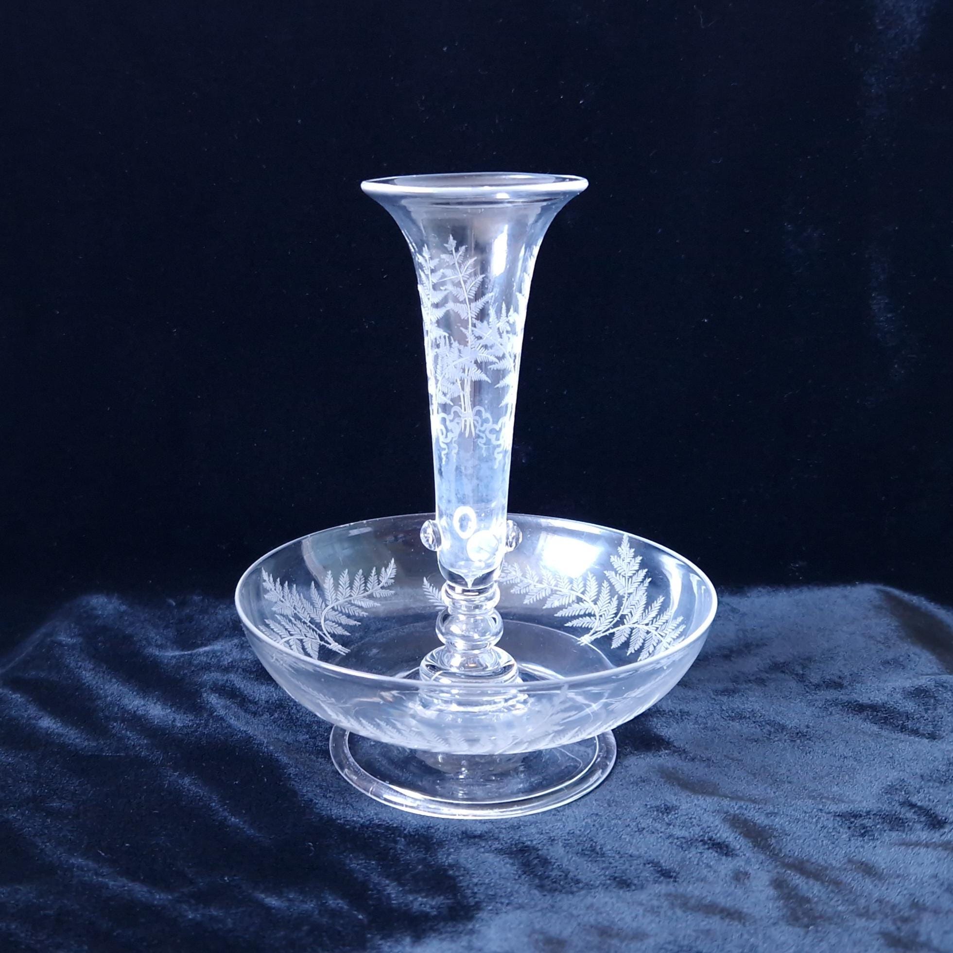 Early 19th Century Continental Ornate Etched Crystal Glass Trumpet Epergne Centrepiece 14cm