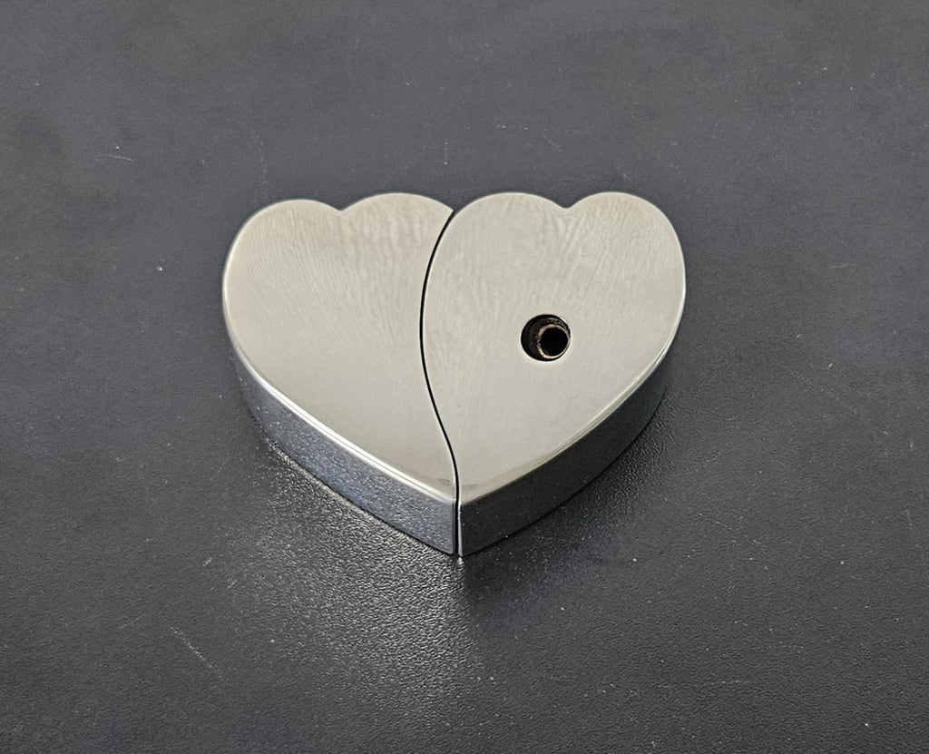 Vintage Silver Plated Heart Pen Holder and Paperweight Heavy Quality 318 grams