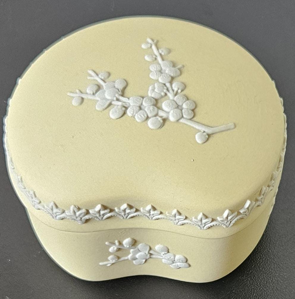 Vintage Wedgwood Jasperware Trinket Pot Yellow Prunus, Kidney Shape Made in England