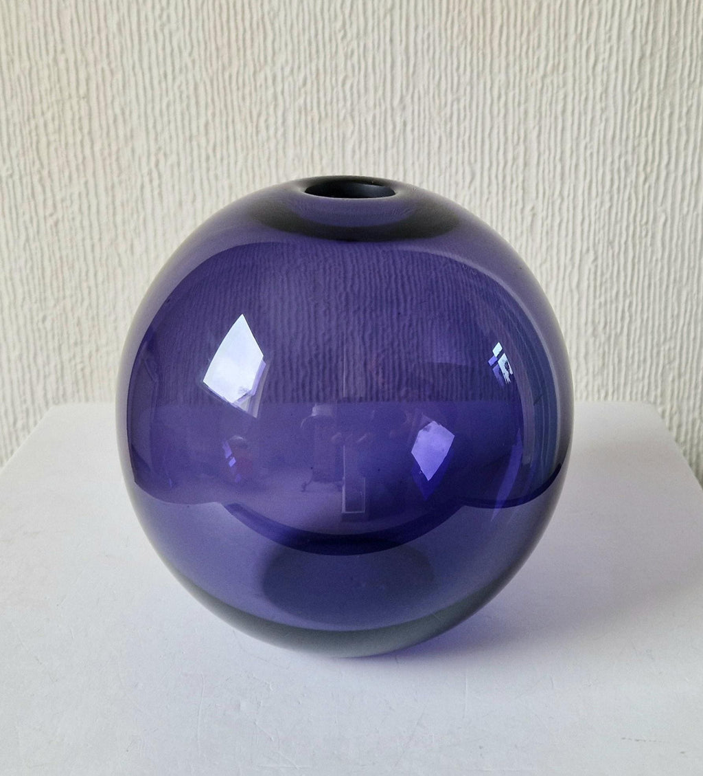 Vintage Purple Loco Art Glass Bulb Designer Vase Signed 2006