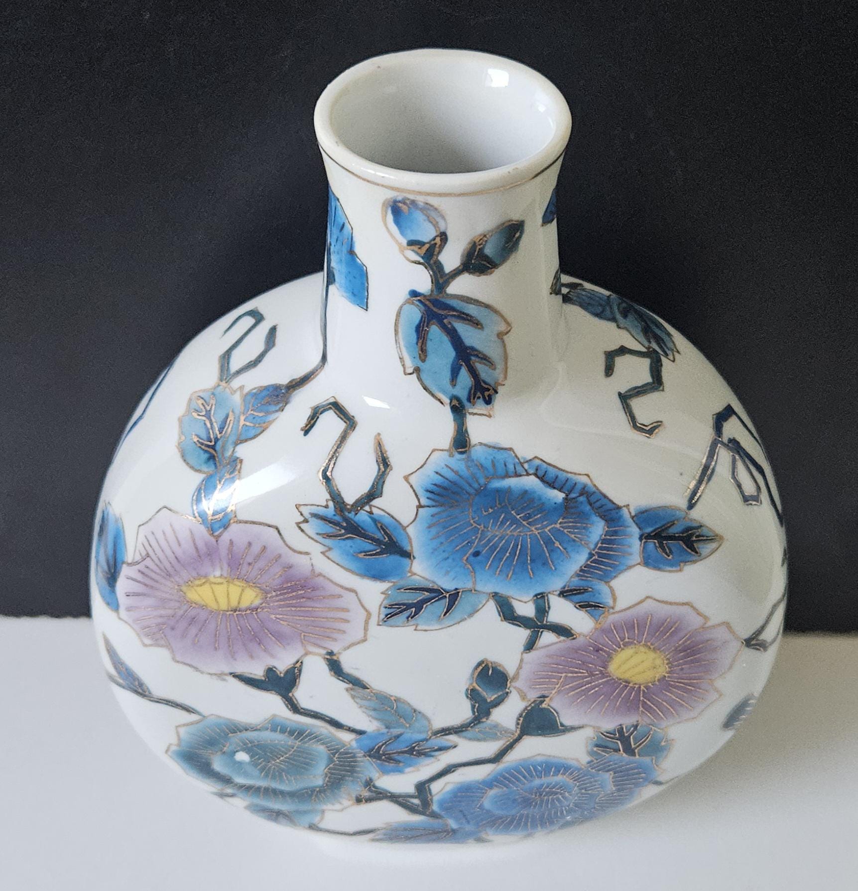 Vintage Asian Moon Flask Vase Blue lilac Blossom Gold Accents 20cm Tall