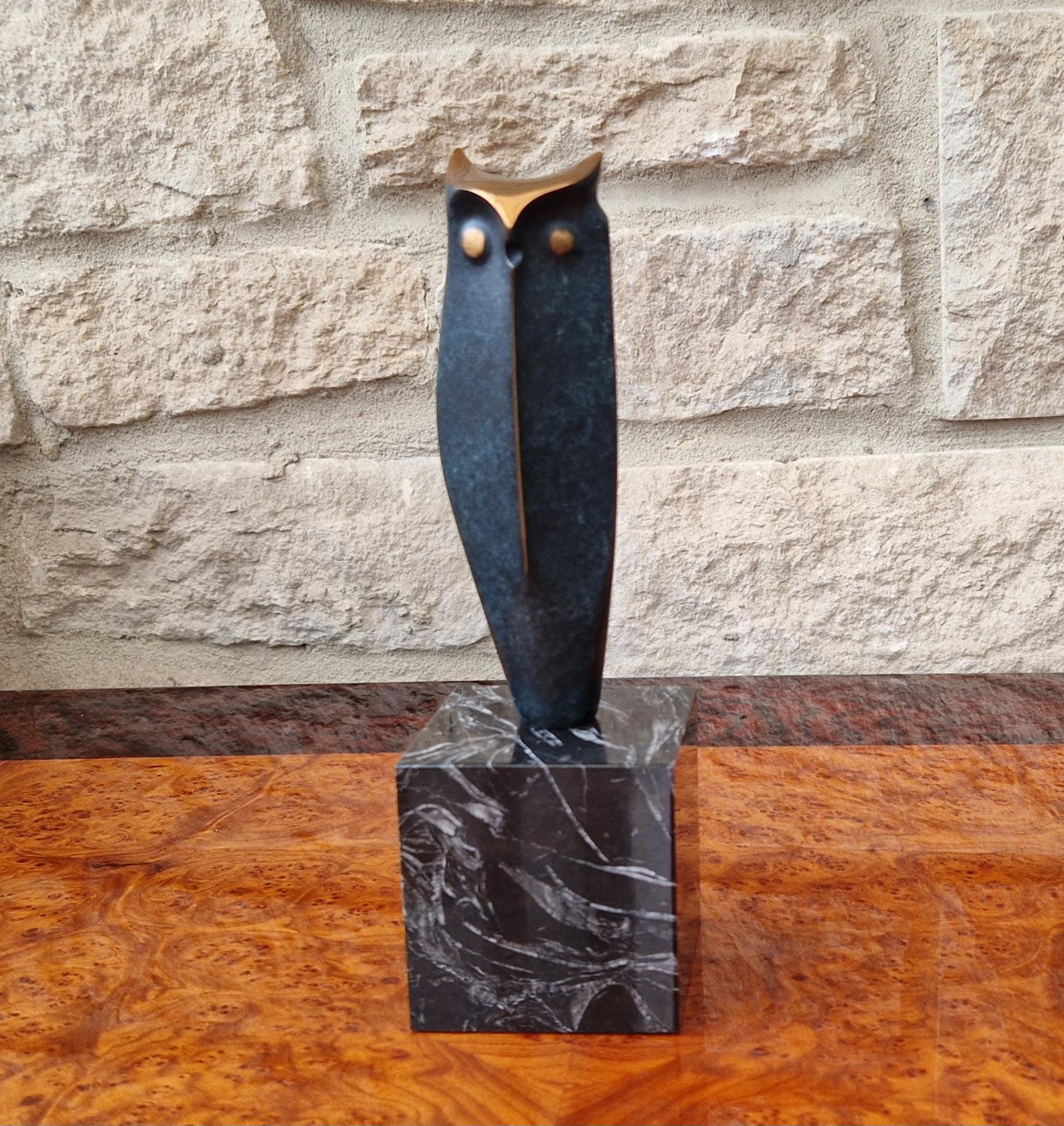 Vintage José Luis PEQUEÑO Sculpture Patinated Bronze Owl With Black Veined Italica Marble Plinth