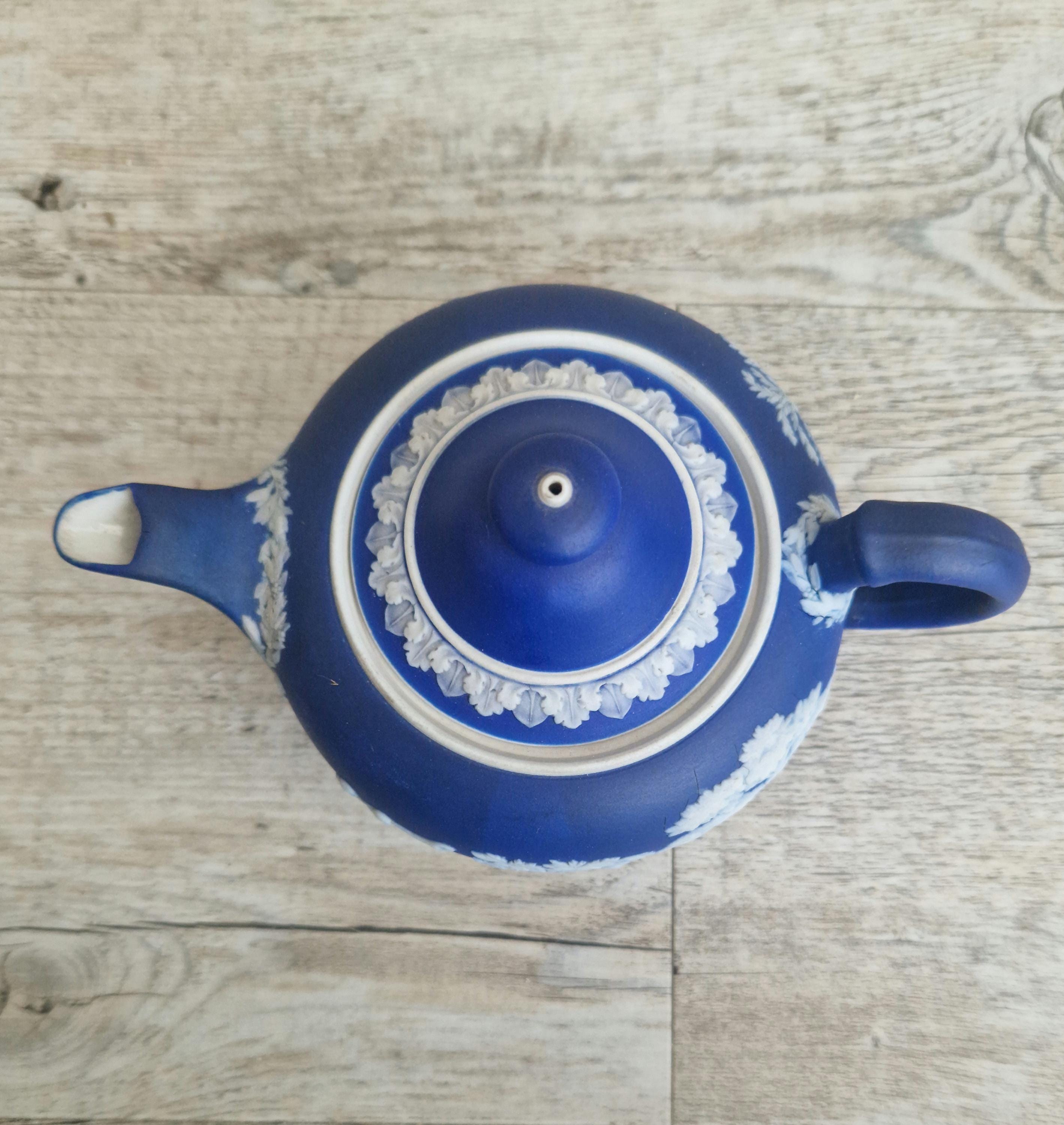 Antique Wedgwood Neoclassical Cobalt Blue Dipped Jasperware Bachelor Teapot Rare Size