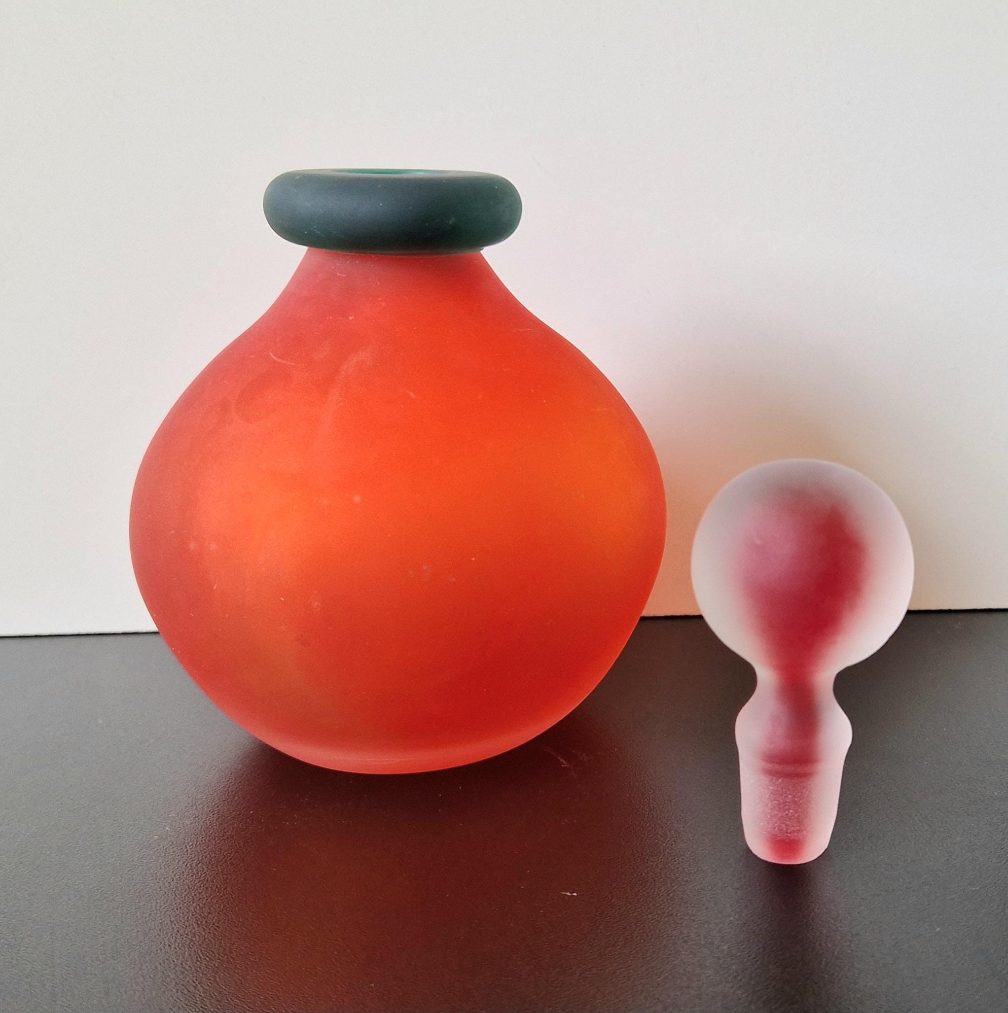 1980s Franco Moretti Venetian Scavo Art Glass Bottle with Sommerso Stopper