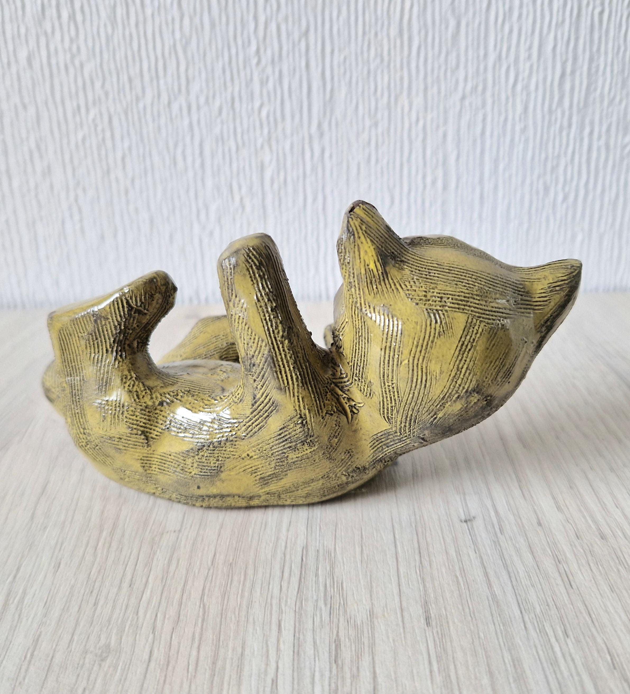 Vintage Mid-Century Upsala Ekeby Swedish Pottery Cat Figurine By Dorothy Clough 1956-67.