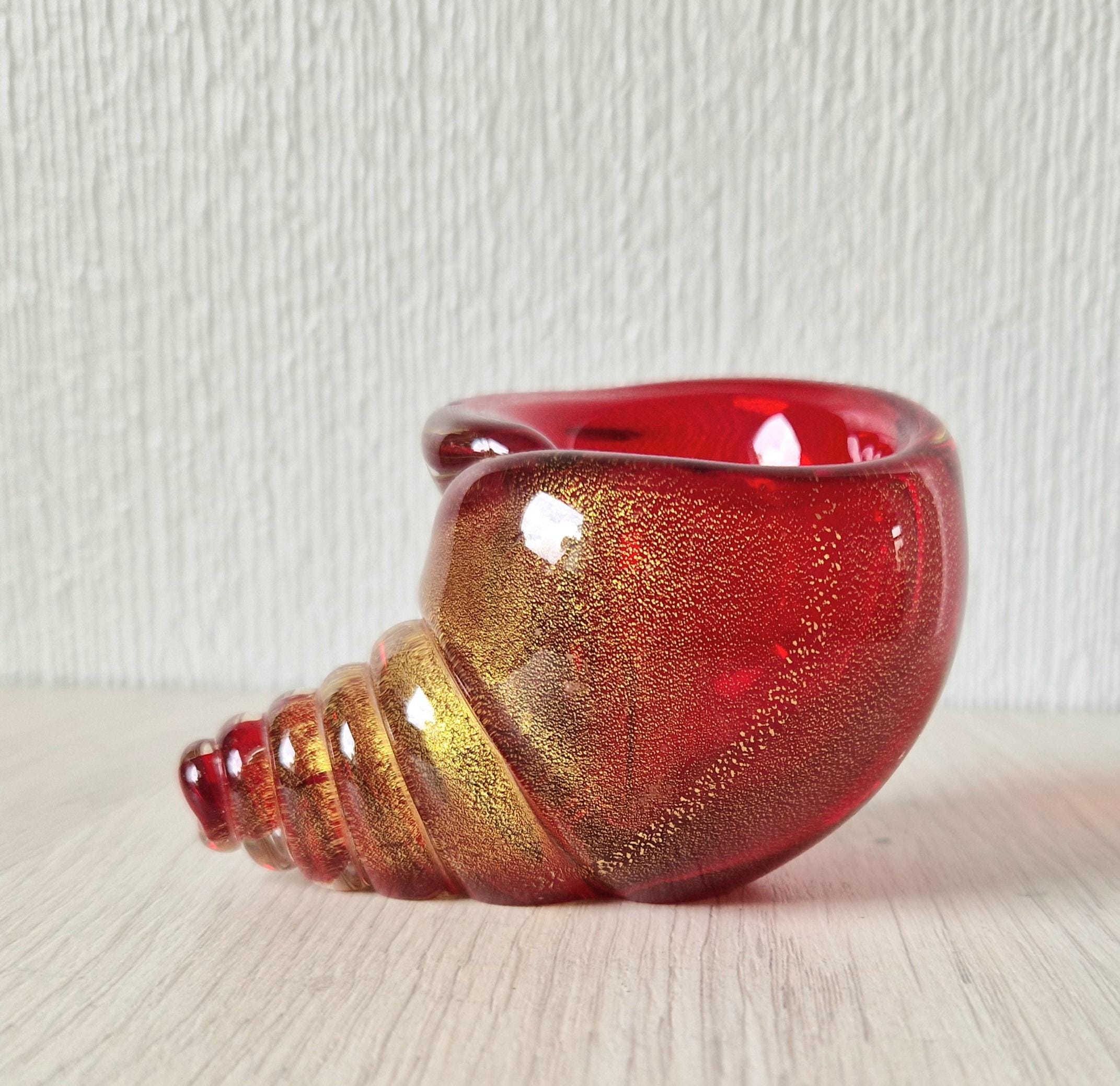 Vintage Archimede Seguso Red & Gold Flake Murano Art Glass Conch Shell Ornament 1950's