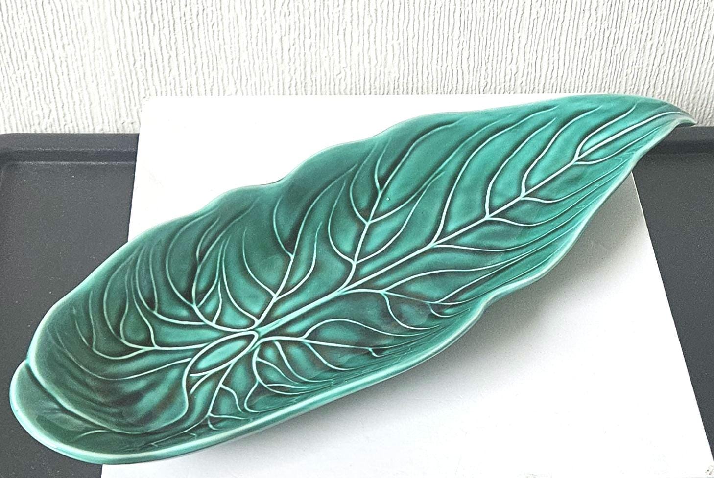 Vintage Porcelain Wedgwood England Majolica Long Leaf Plate Leaf Shaped Dish Platter Large