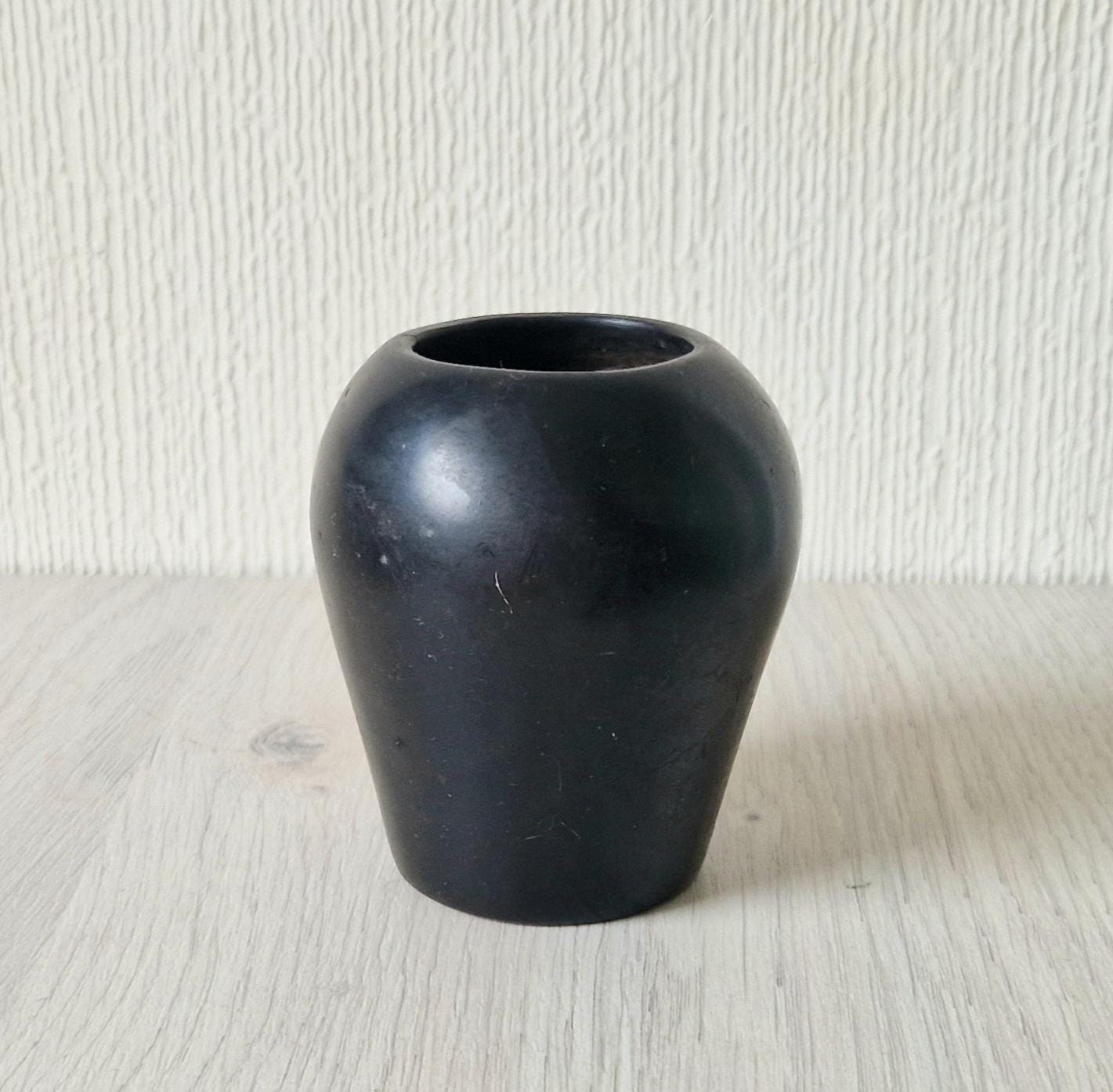 Ancient Egyptian Carved & Black Painted Stone Kohl Vessel Pot 8.6cm