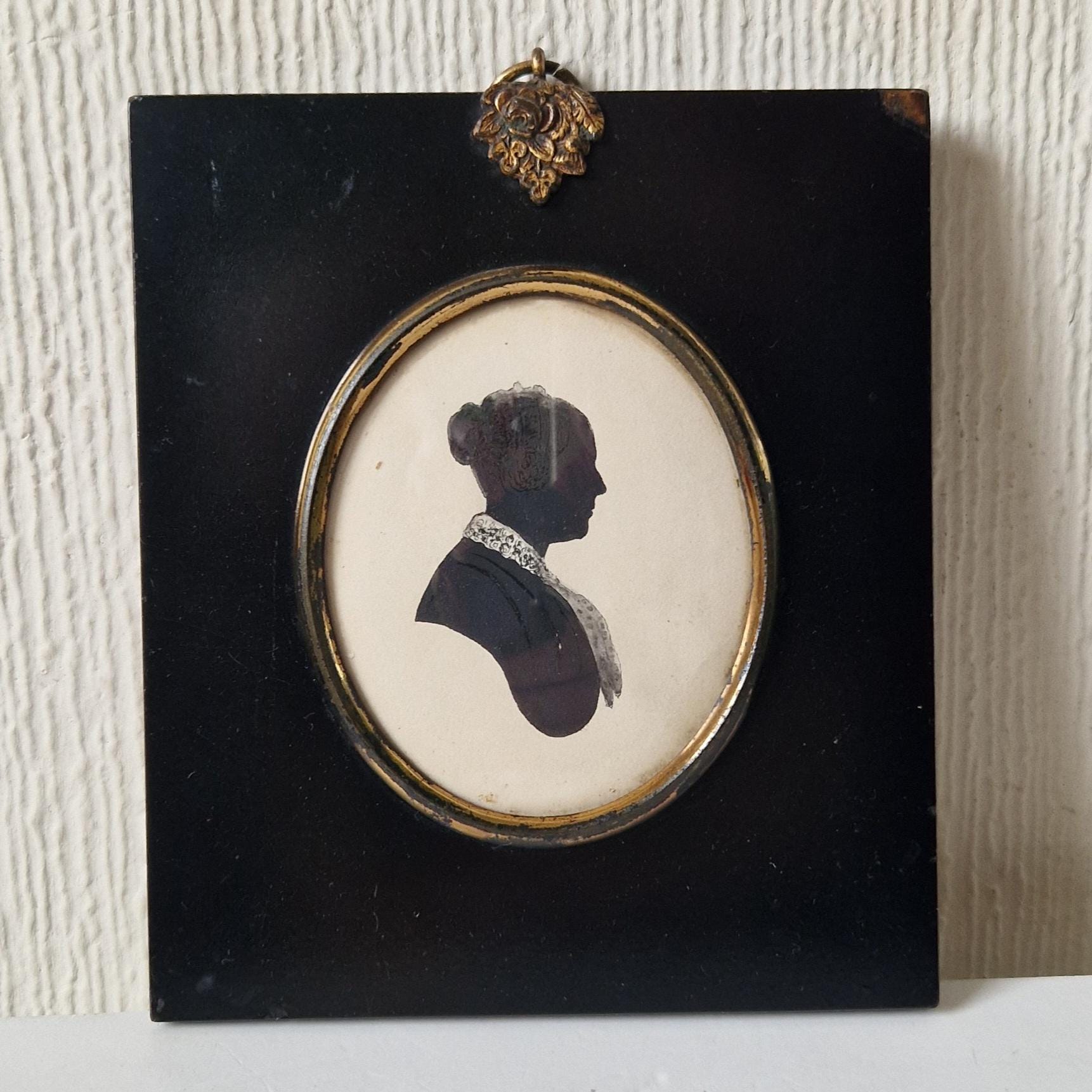 Fine Early 19th Century Silhouette 'Shade' Miniature Portrait Of A Mature Gentlewoman Framed