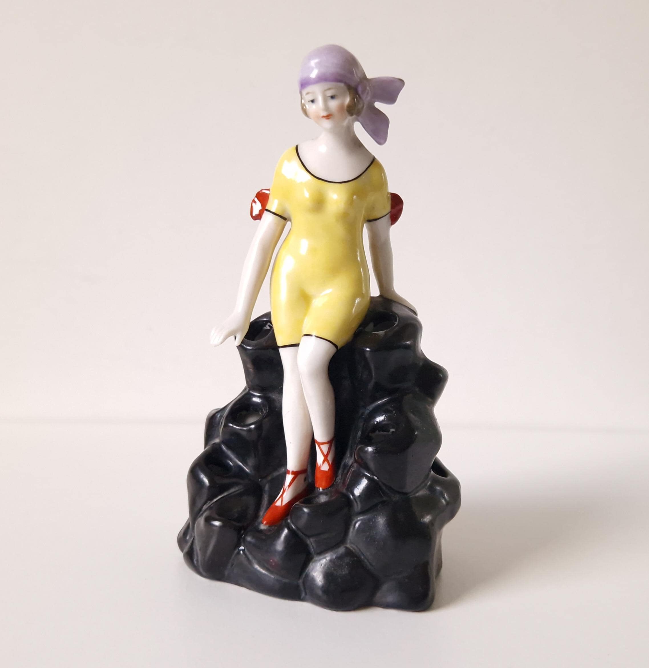 Art Deco Flapper Girl Ceramic Ornament: 1920s Bathing Beauty Hat Pin Holder