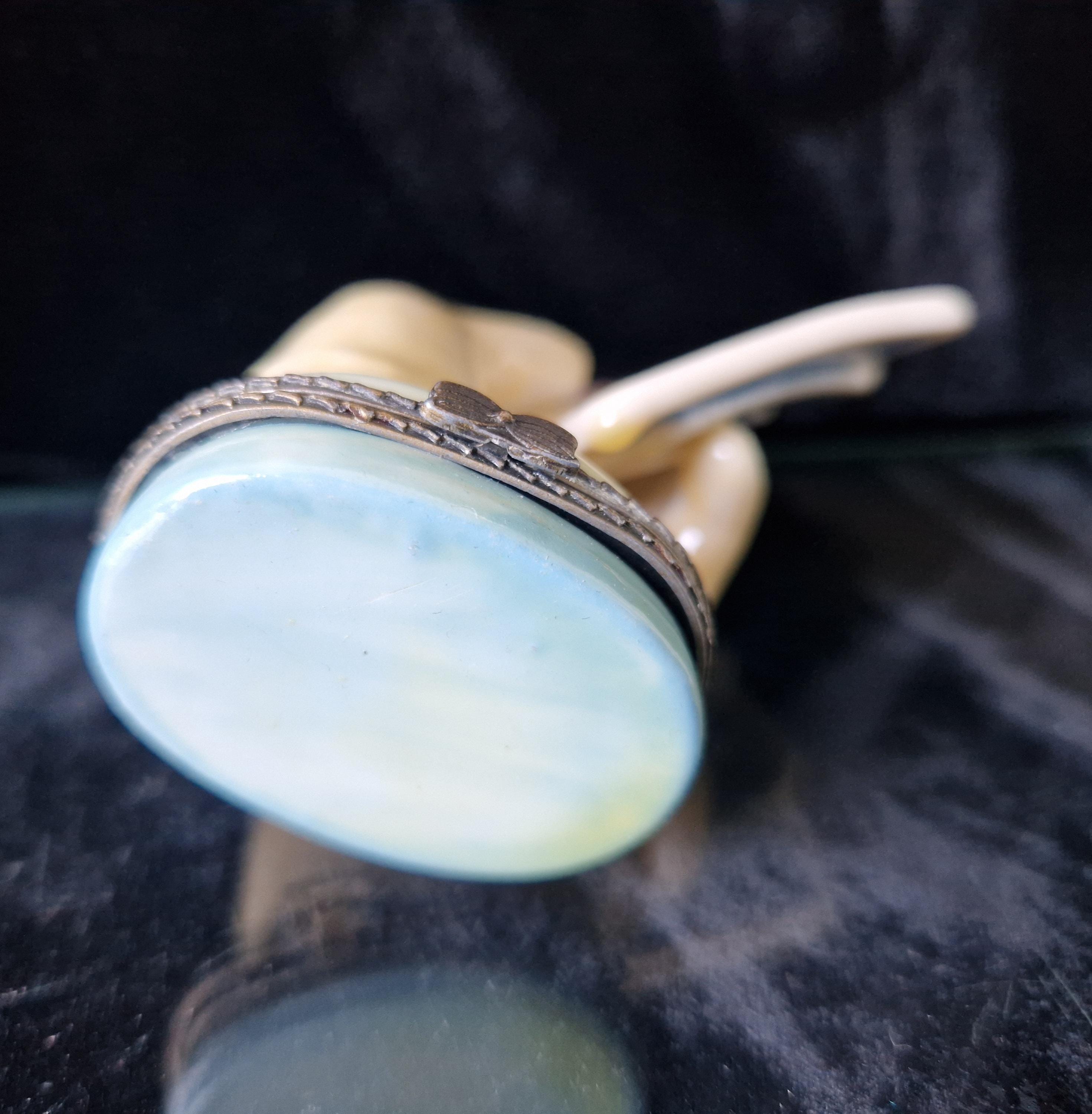 Vintage Rare Limoges Ceramic Poker Hand Full House Card Trinket Pill Box Casino