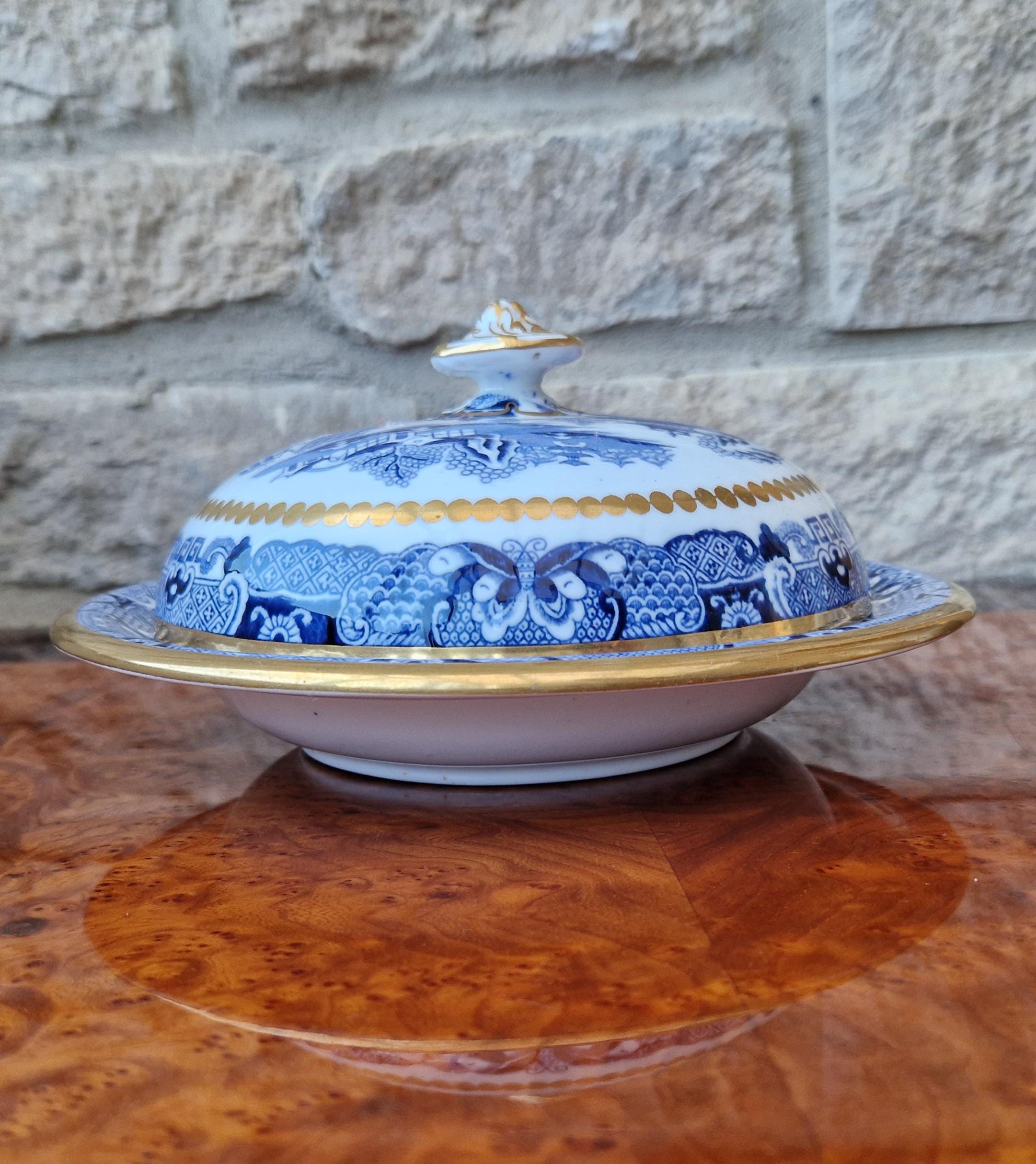 Davenport Blue & White Gilt Muffin Dish, England c.1870-1886