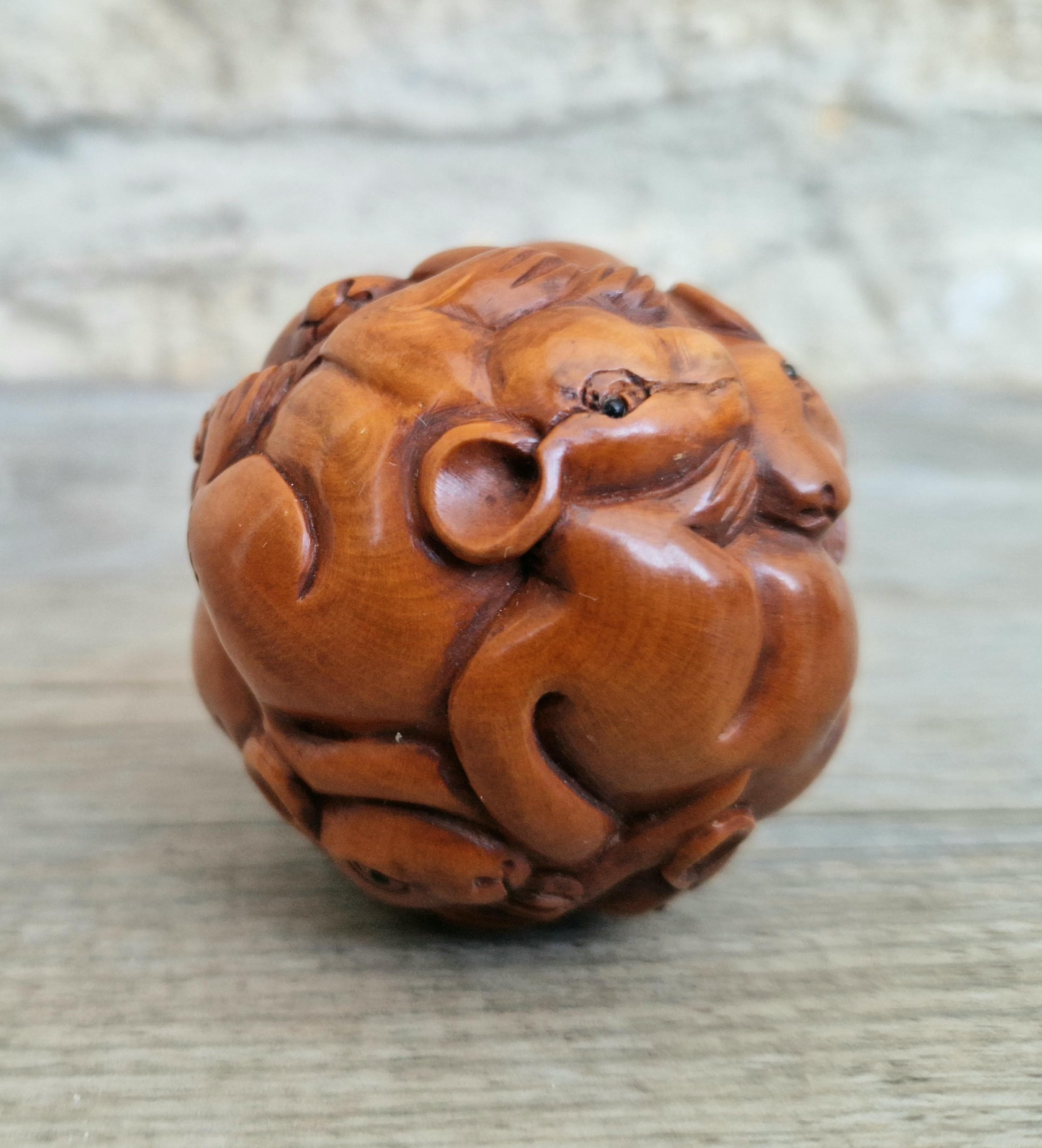 Antique Japanese Carved Zodiac Rats Boxwood Ball 5cm Diameter