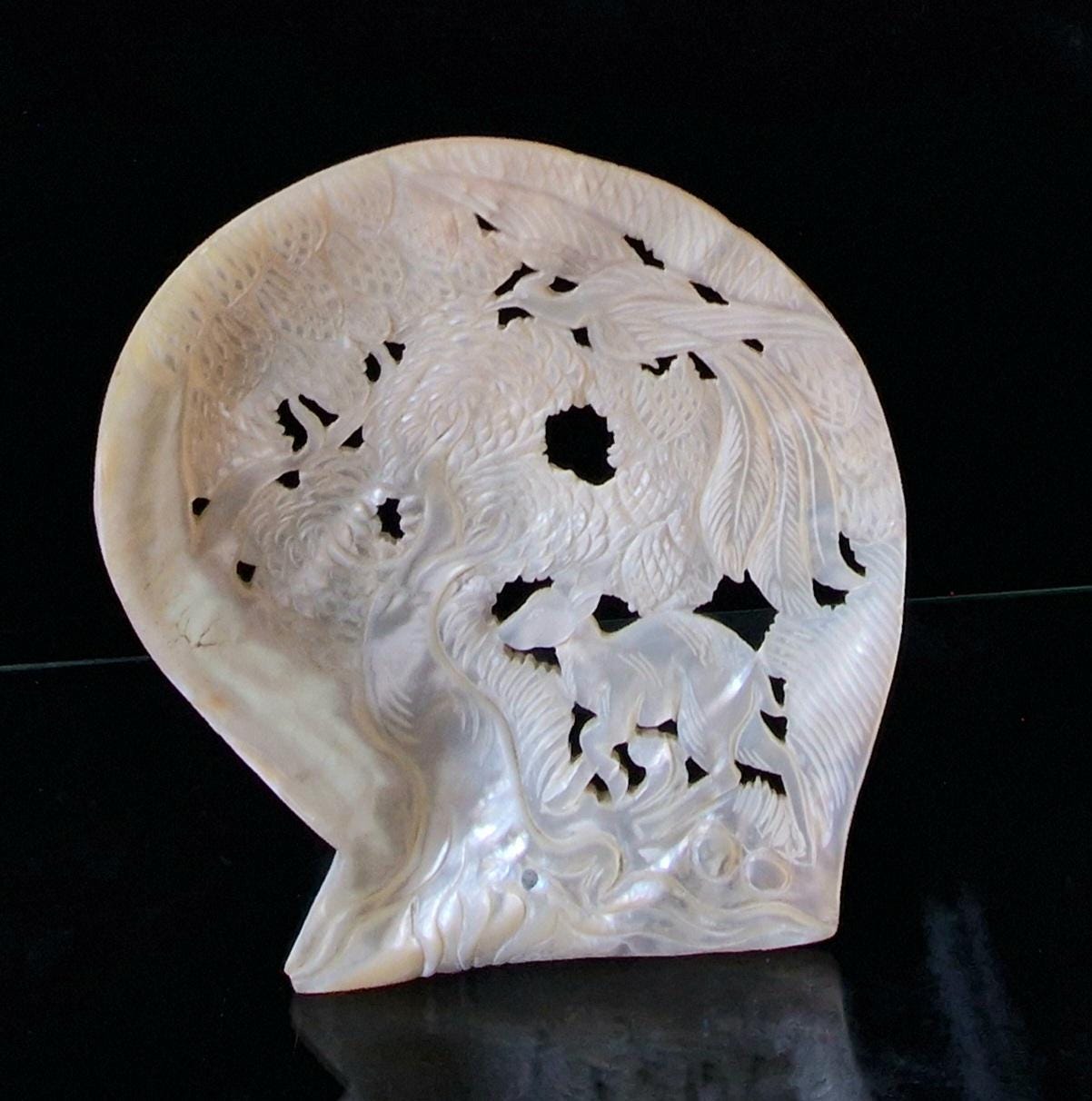 Vintage Chinese Carved Large Mother Of Pearl Shell Animal Birds Forest Scene