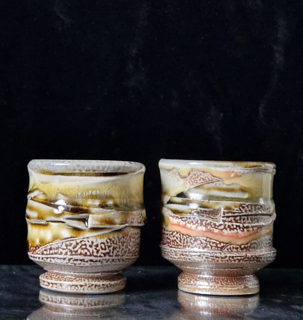 Shino Glaze Saki Set Oribe Ware Tokkuri Flask & Yunomi Cups