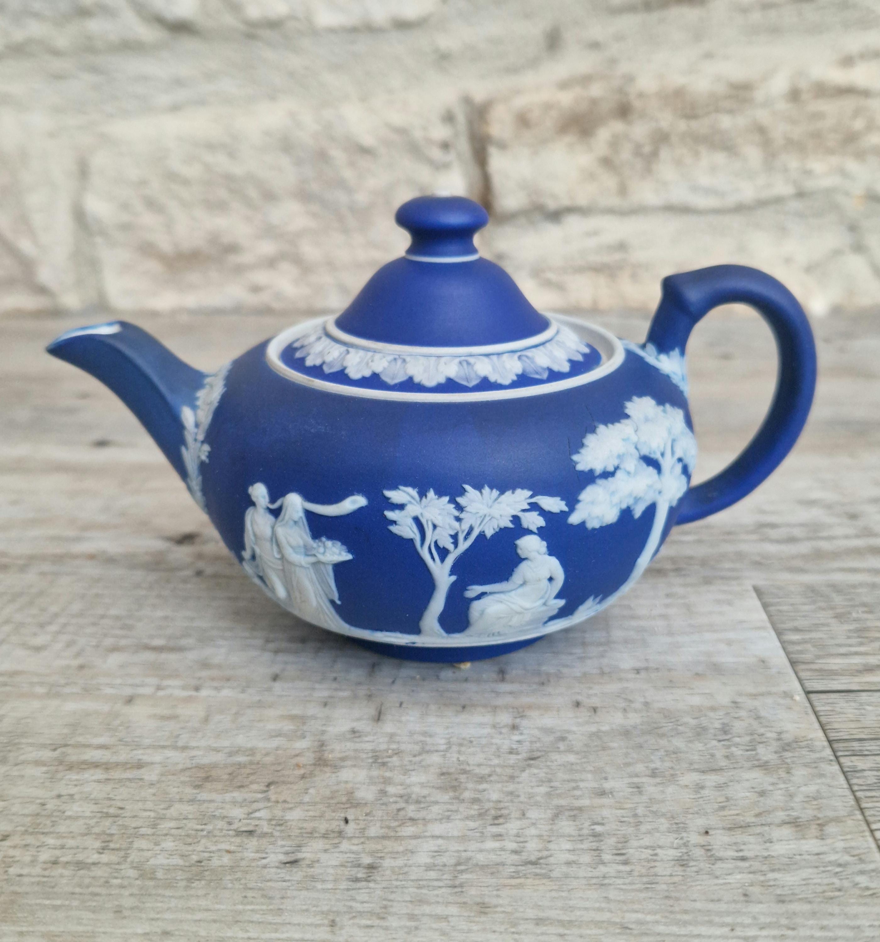 Antique Wedgwood Neoclassical Cobalt Blue Dipped Jasperware Bachelor Teapot Rare Size