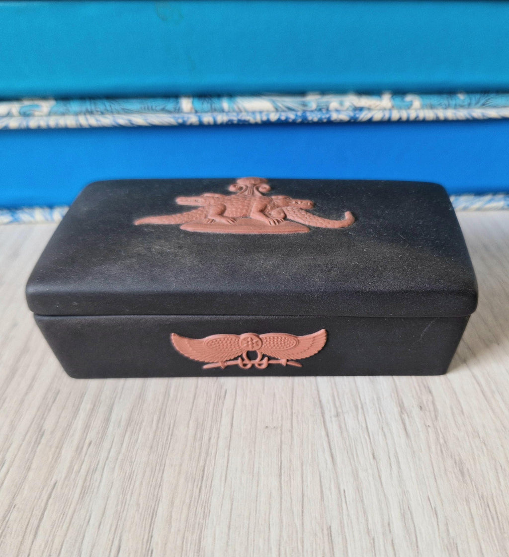 Wedgwood Black Jasperware Terracotta Egyptian Crocodiles Trinket Box