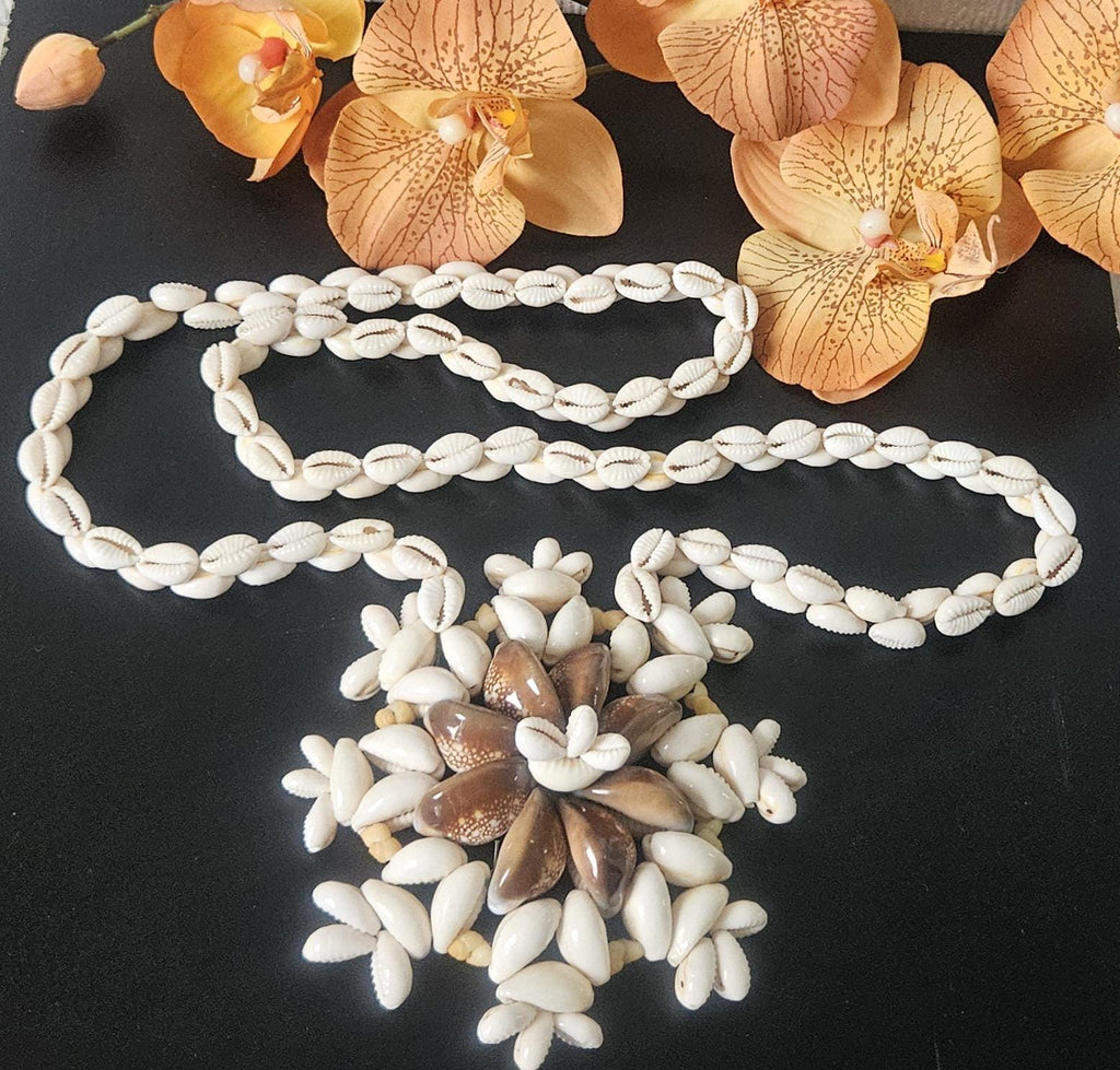 Vintage Huge Oversized Cowrie Shell Pendant Necklace Statement Boho Huge Oversized Pendant 1970s Style Hawian