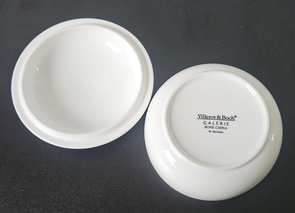 Vintage Villeroy Boch Cat Trinket Pot: Fluffy Grey Cat, Red Flowers