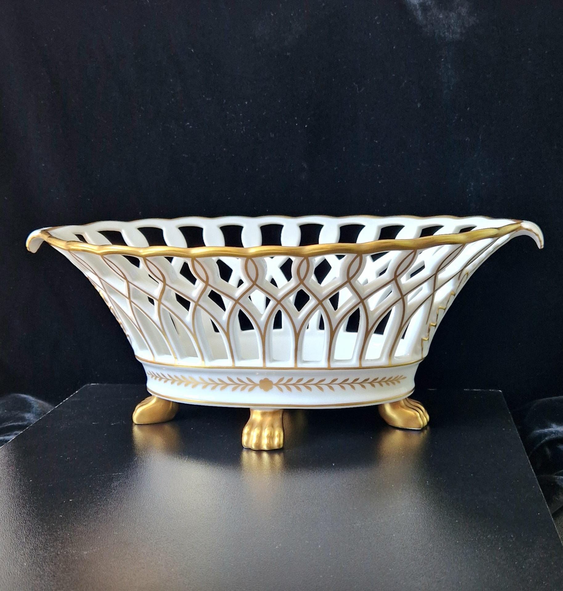 Large Vista Alegre Reticulated White & Gold Ceramic Basket Fruit Bowl Old Paris Style
