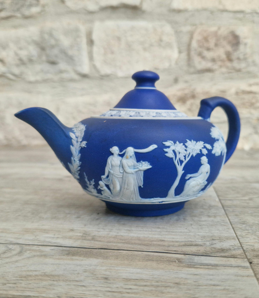 Antique Wedgwood Neoclassical Cobalt Blue Dipped Jasperware Bachelor Teapot Rare Size