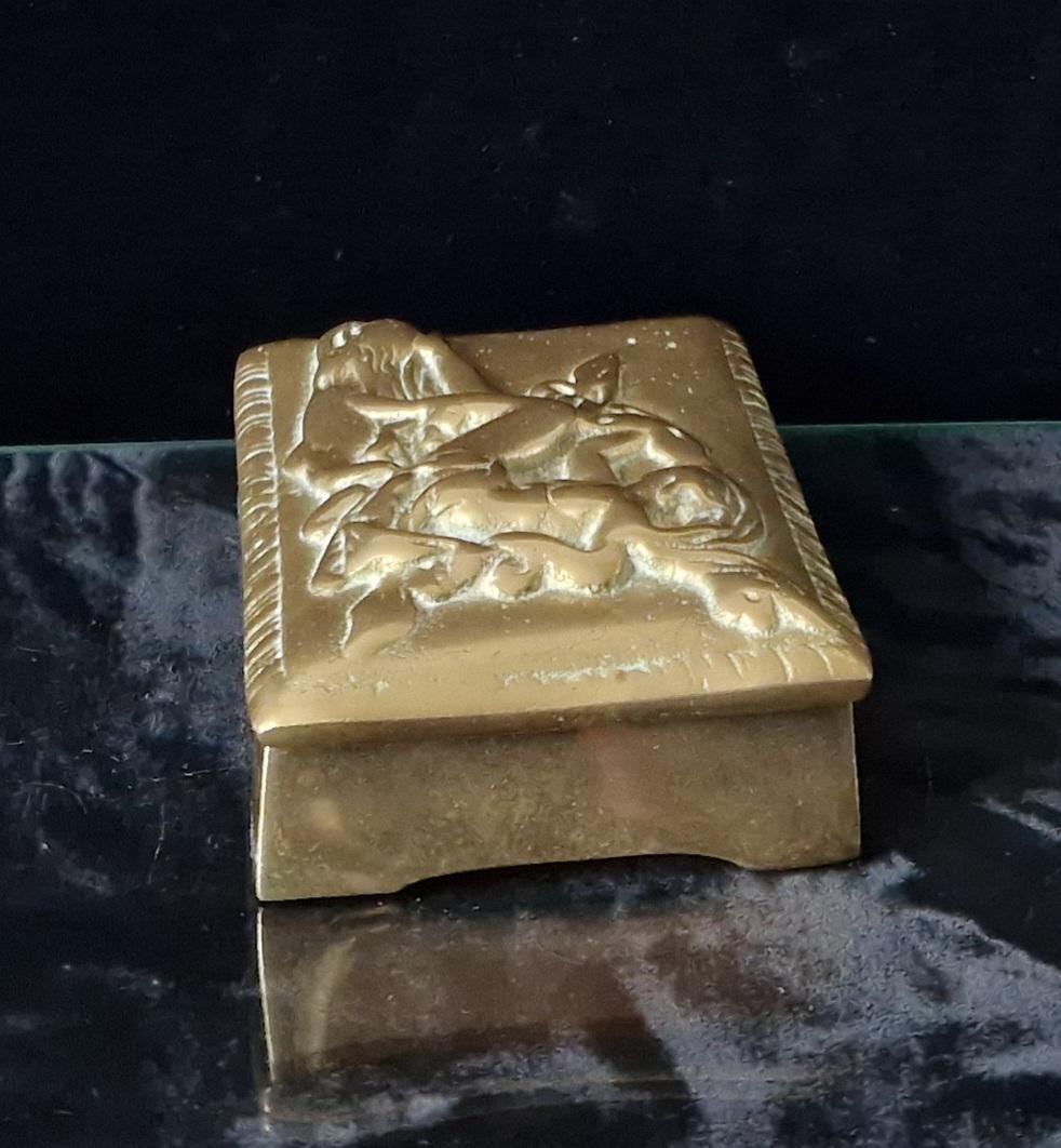 Vintage Solid Cast Bronze Art Nouveau Gentleman's Desk Lidded Box 1.06kg