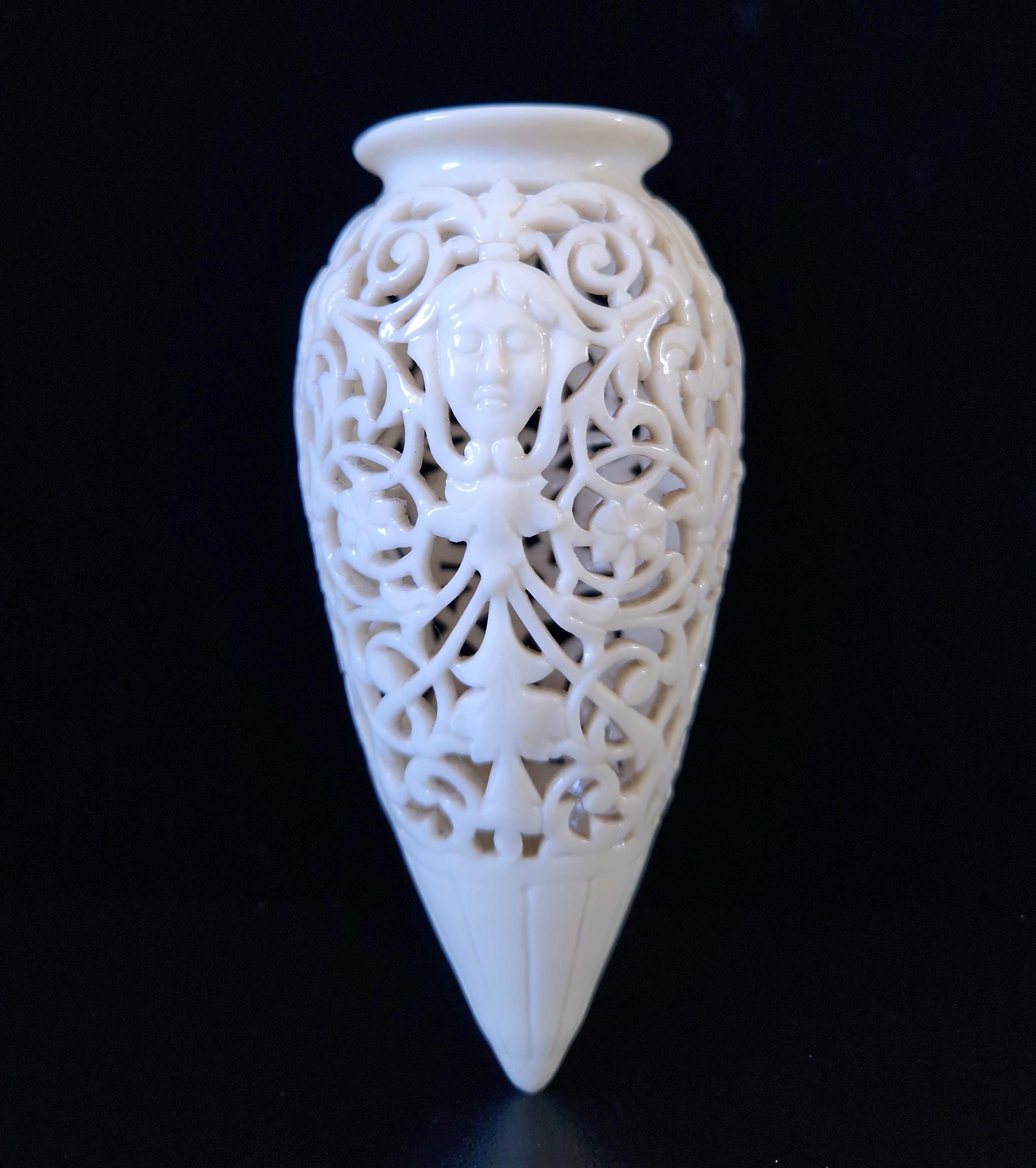 Graingers Worcester Porcelain Vase: 19th Century Reticulated Spill/Posey