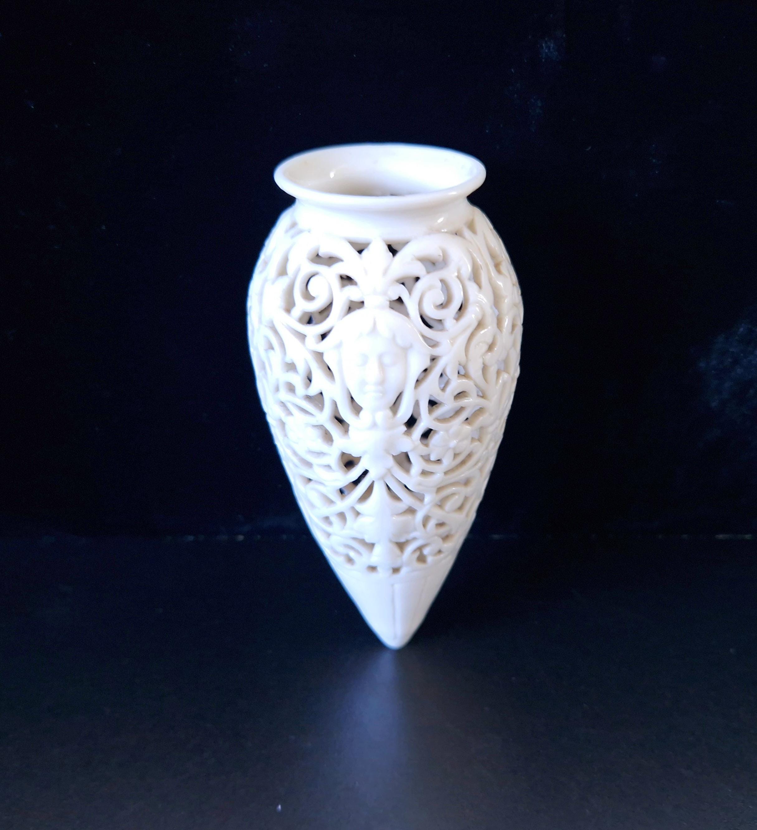Graingers Worcester Porcelain Vase: 19th Century Reticulated Spill/Posey