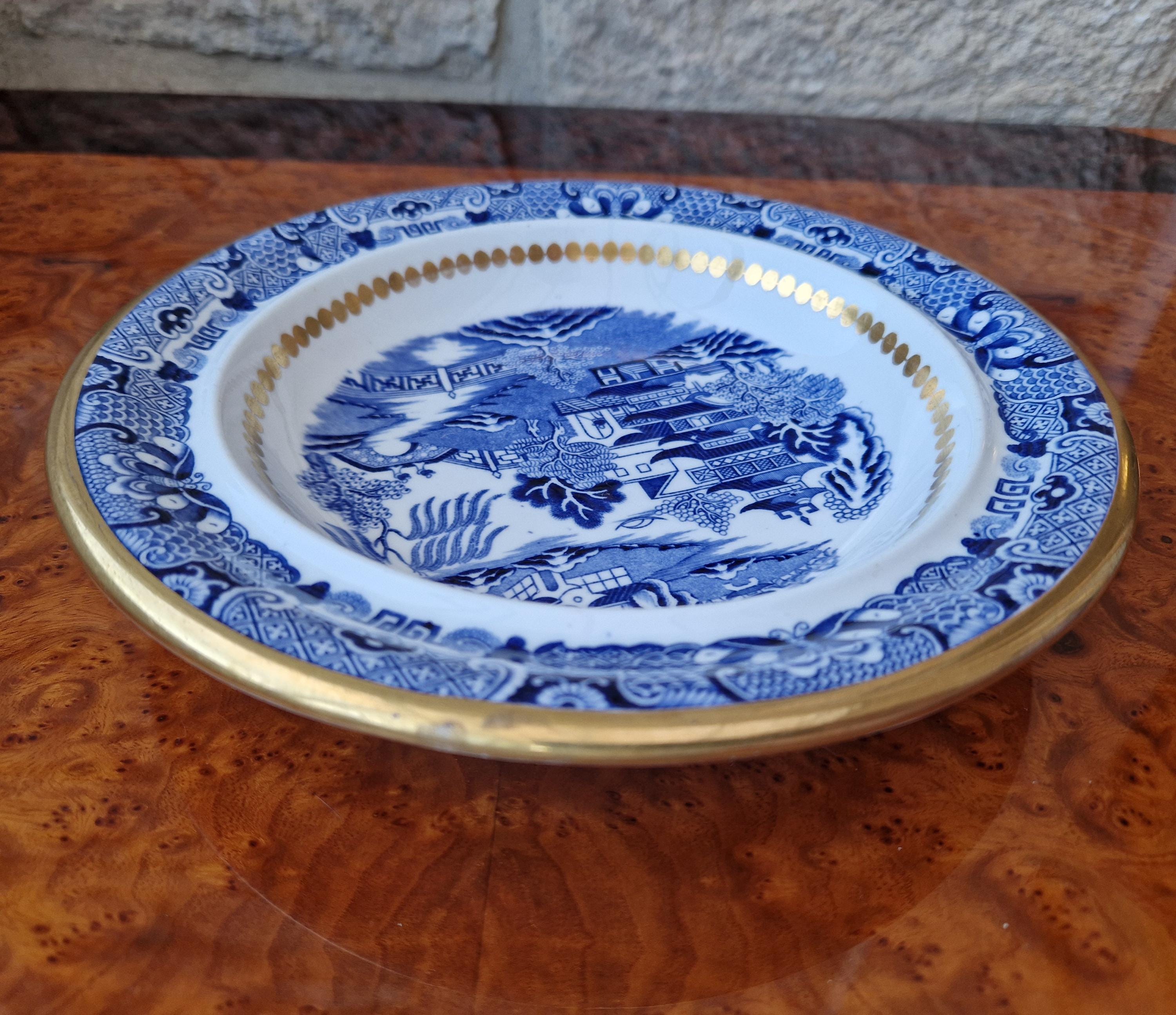 Davenport Blue & White Gilt Muffin Dish, England c.1870-1886