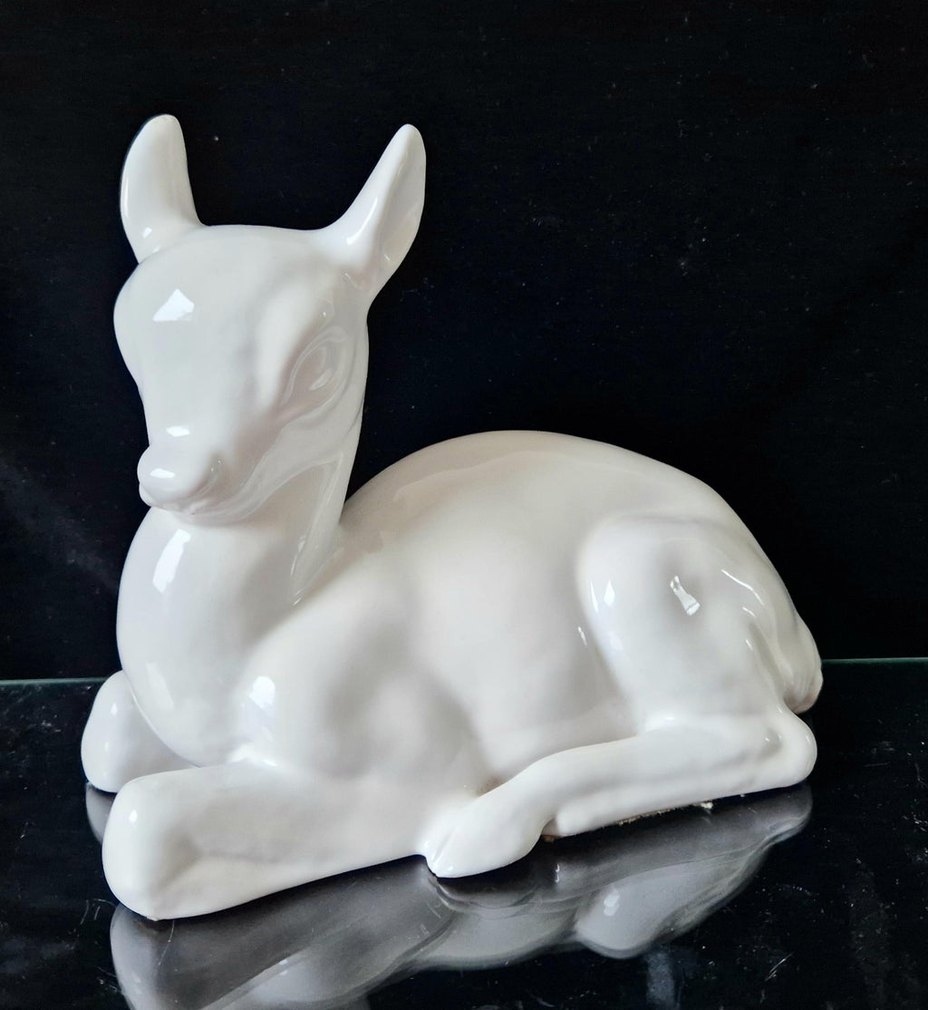 Vintage Cantagalli White Italian Ceramic Faience Recumbant Fawn Deer Figure Ornament 20cm.