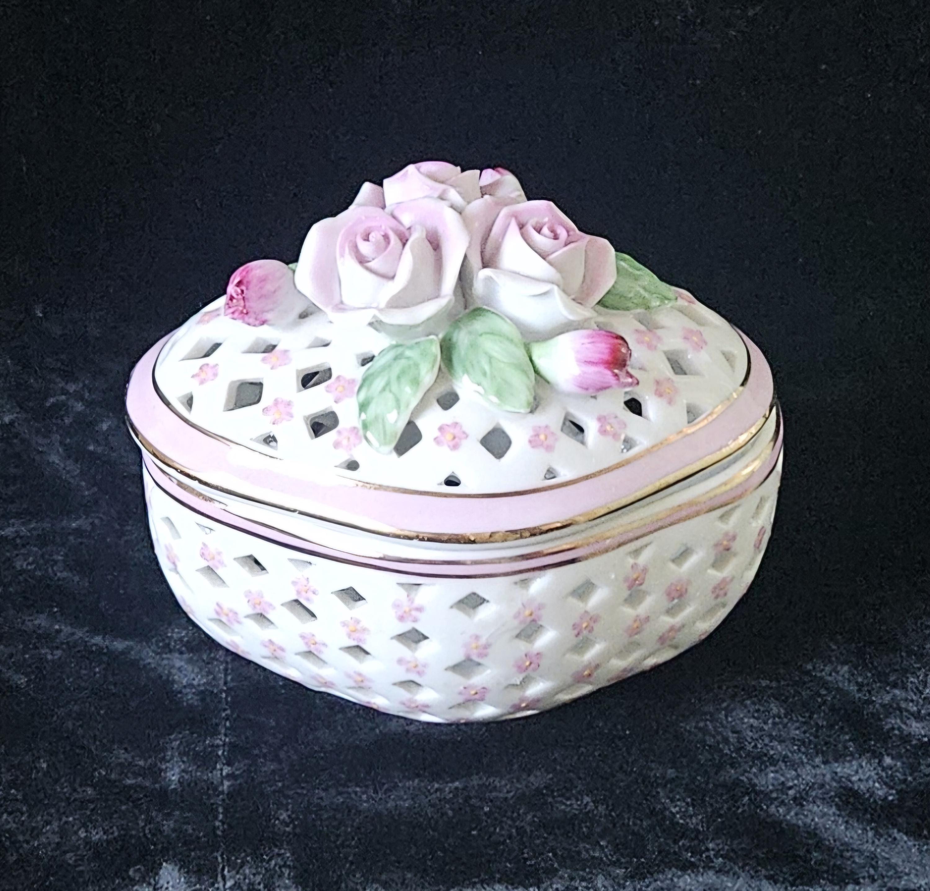 Vintage Pretty Porcelain Trinket Pot Lattice With Applied Roses Past Times England