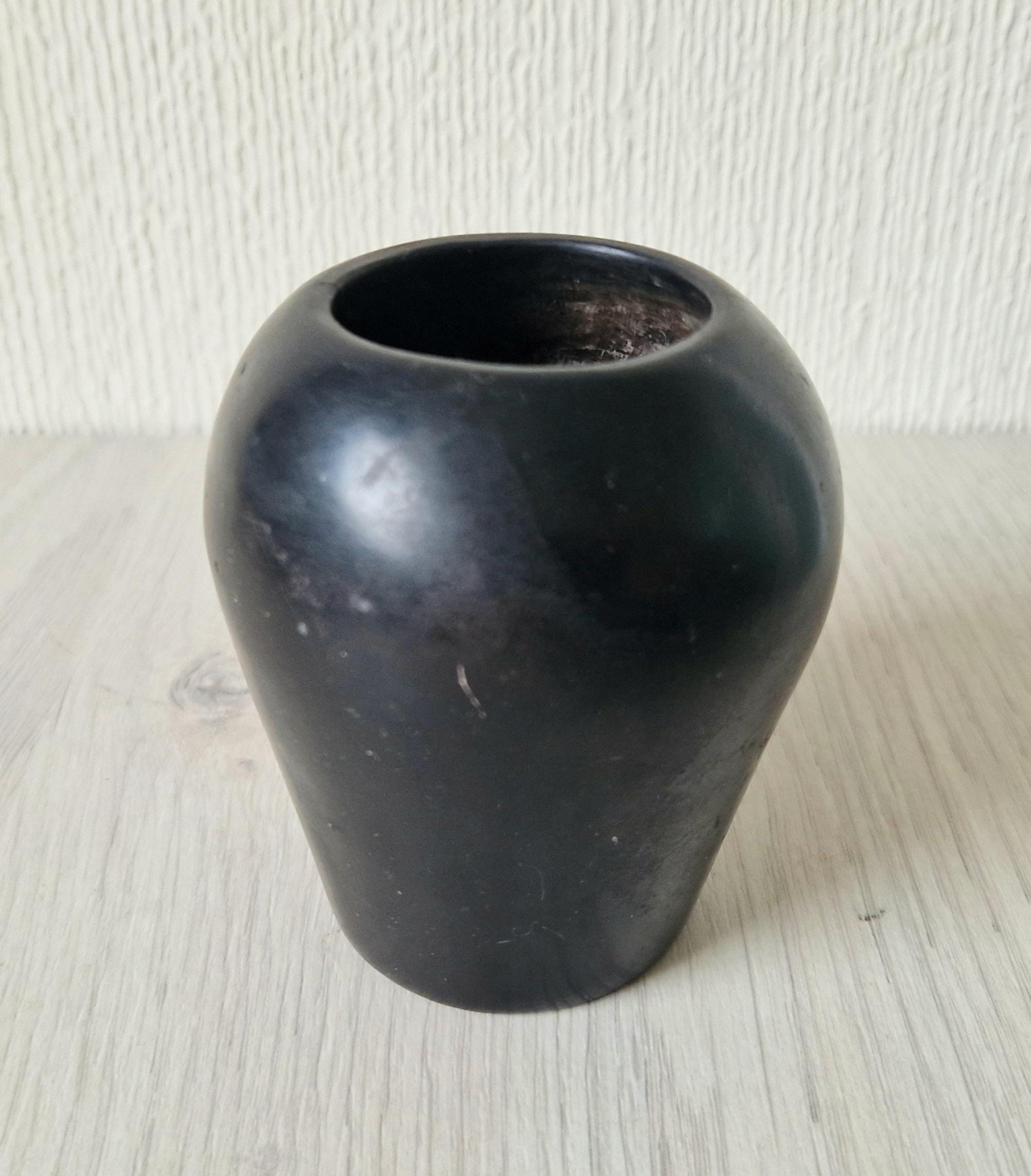 Ancient Egyptian Carved & Black Painted Stone Kohl Vessel Pot 8.6cm