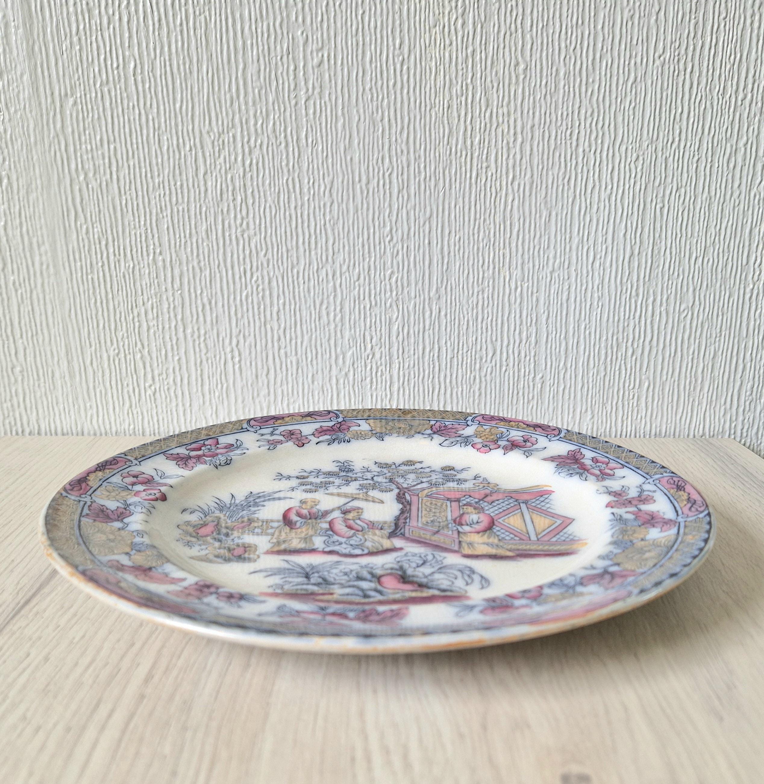 Antique P RADDATZ & CO. Berlin Porcelain Decorative Plate Asian Design 23.5cm Diameter 1864-1880