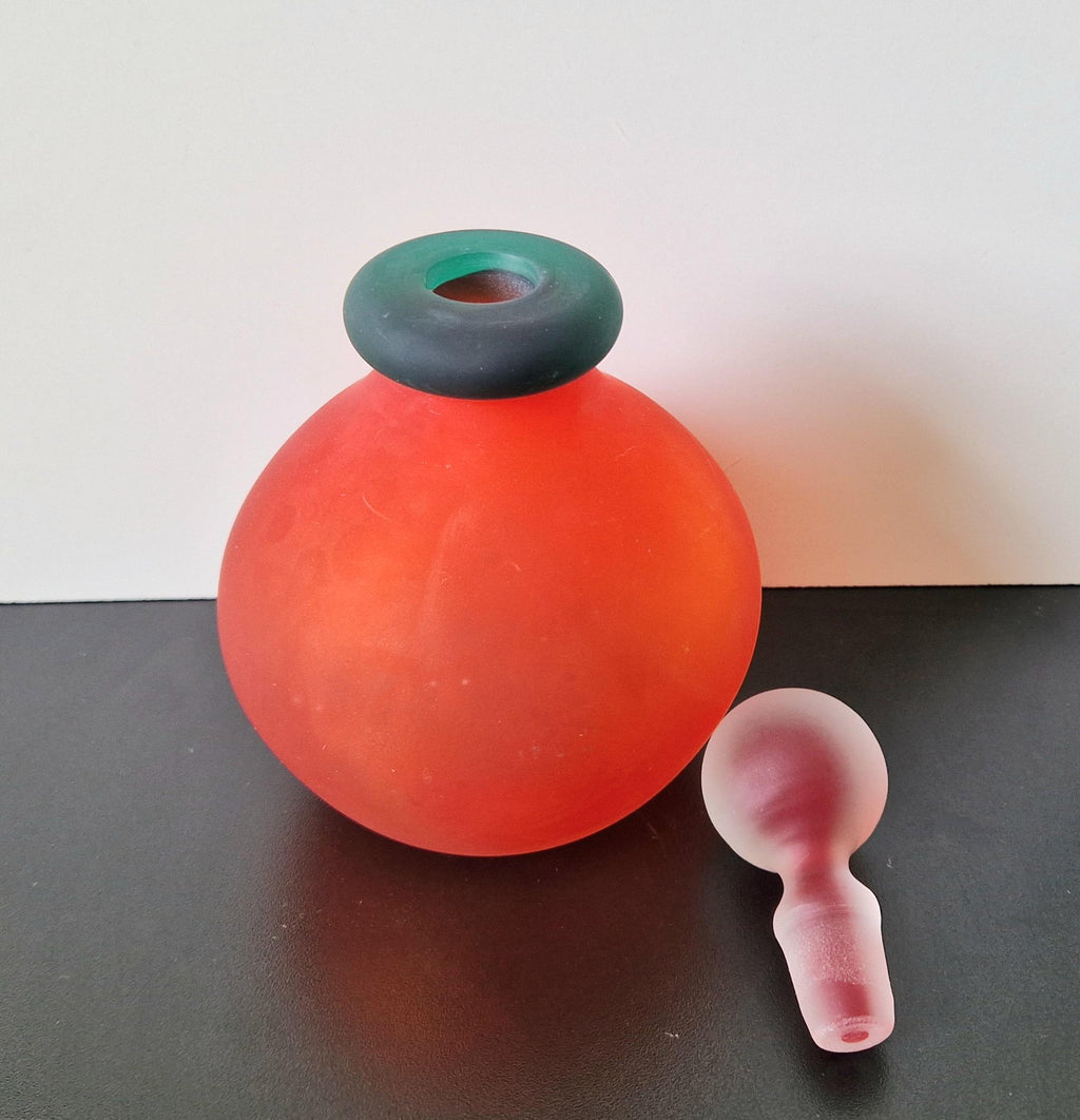 1980s Franco Moretti Venetian Scavo Art Glass Bottle with Sommerso Stopper