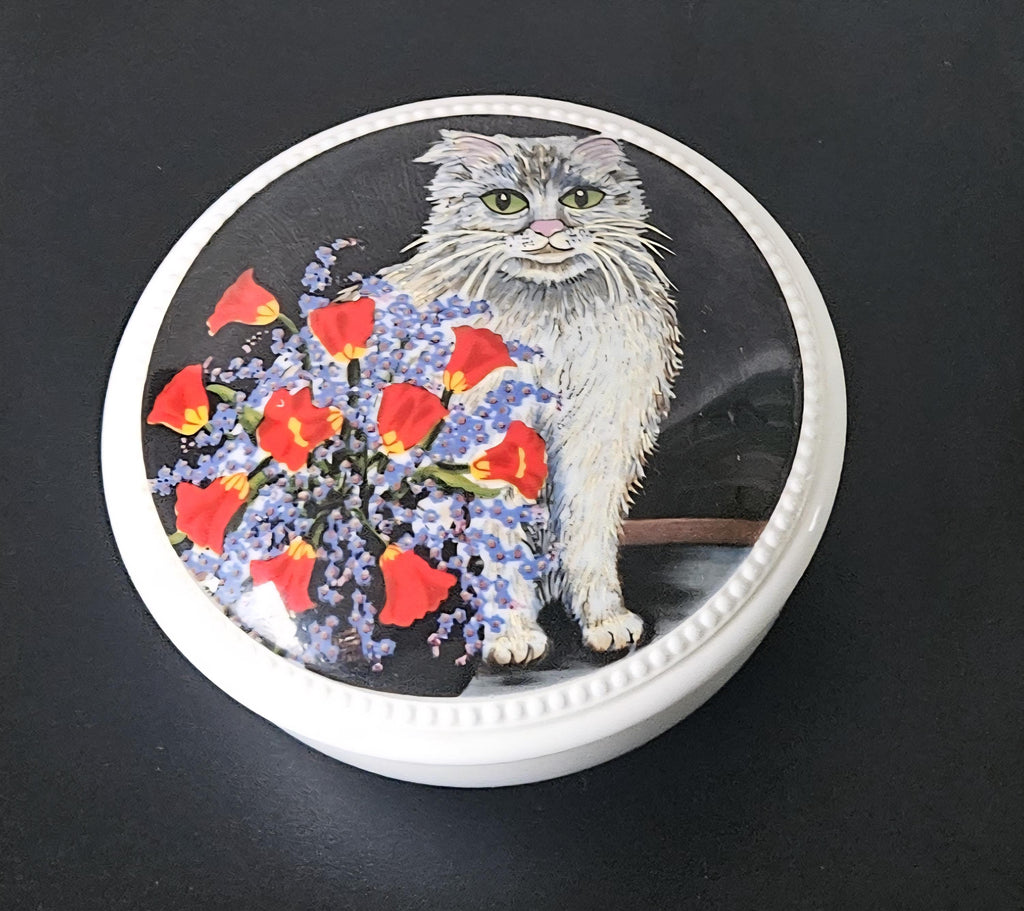 Vintage Villeroy Boch Cat Trinket Pot: Fluffy Grey Cat, Red Flowers