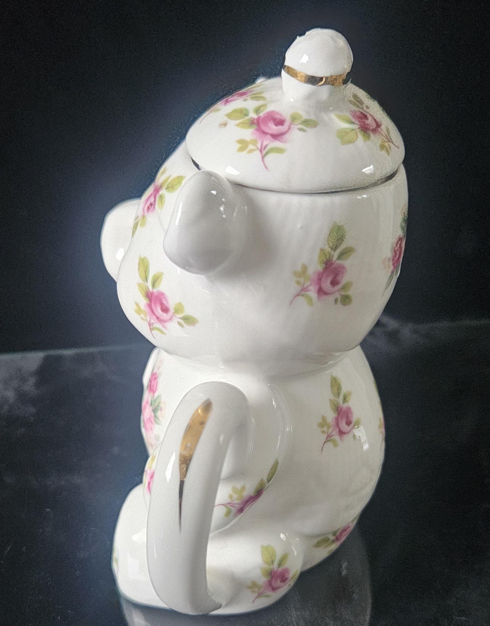 Vintage Holly Barn Teddy Bear Teapot: Fine Bone China Tea for One