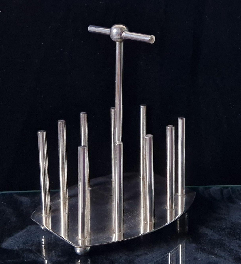 Fine Dr Christopher Dresser Design Silver Plated Toast Rack Oval Base 20th Century