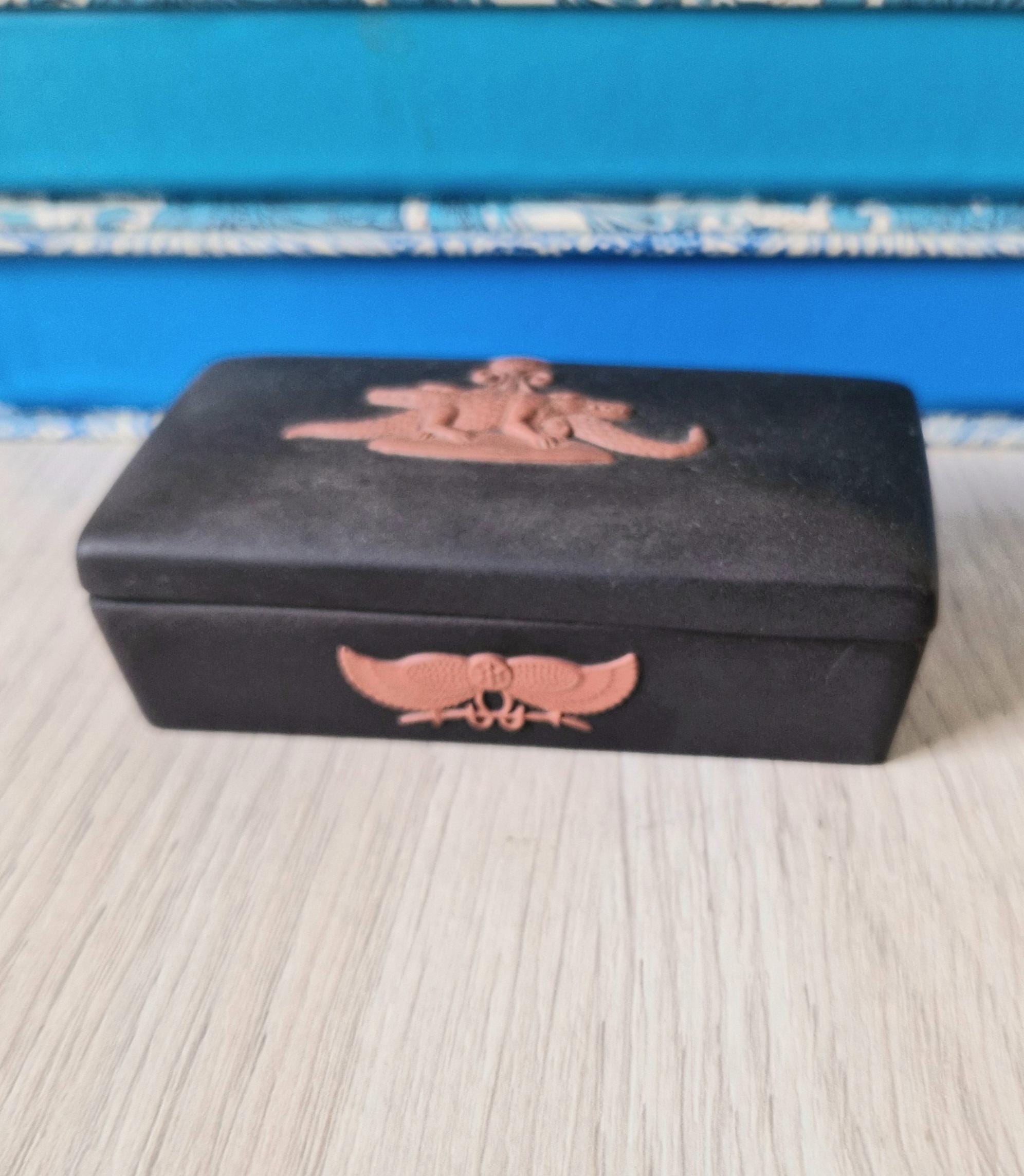 Wedgwood Black Jasperware Terracotta Egyptian Crocodiles Trinket Box