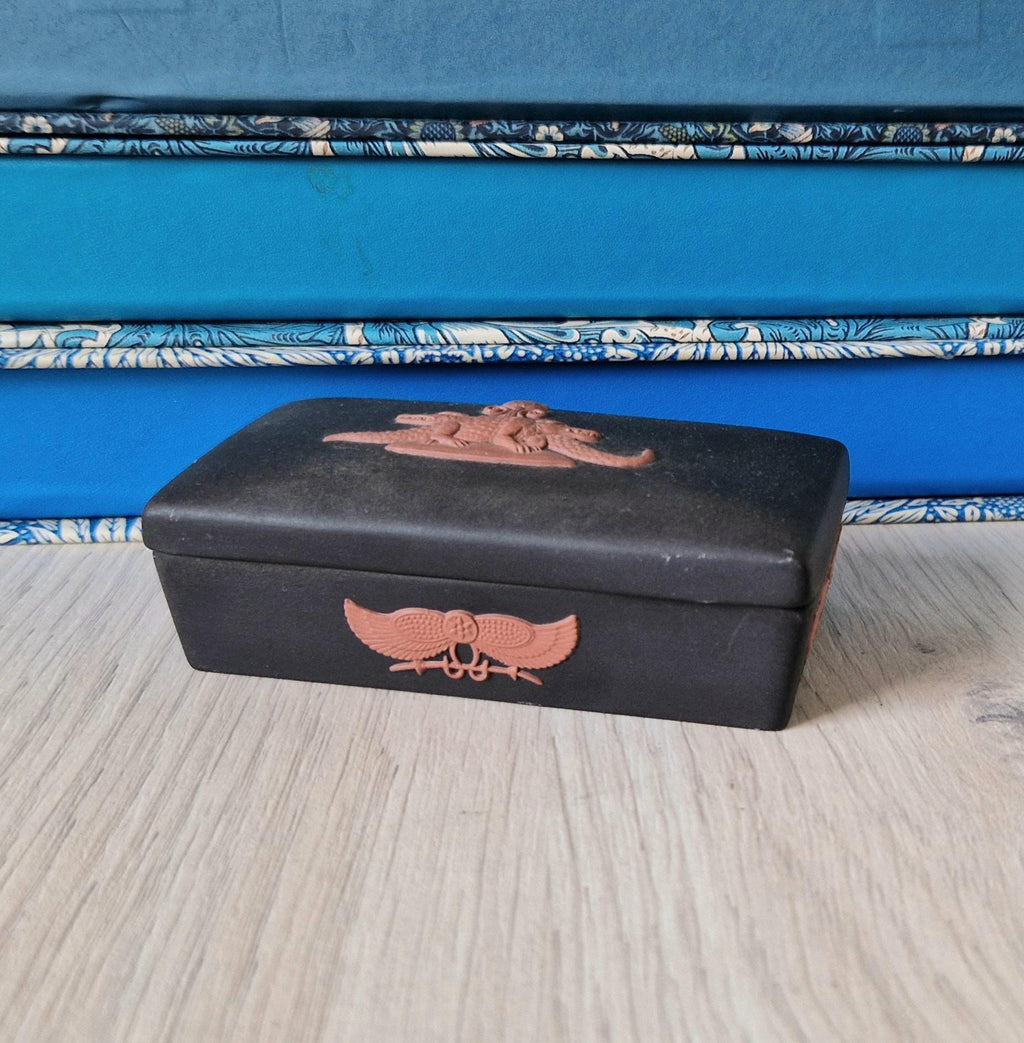 Wedgwood Black Jasperware Terracotta Egyptian Crocodiles Trinket Box