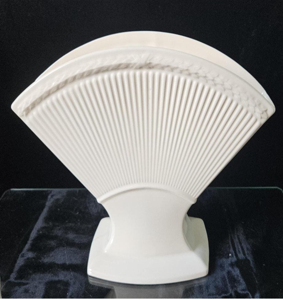 Vintage Wedgwood Vase Cream Fan Shaped Ceramic Made in England