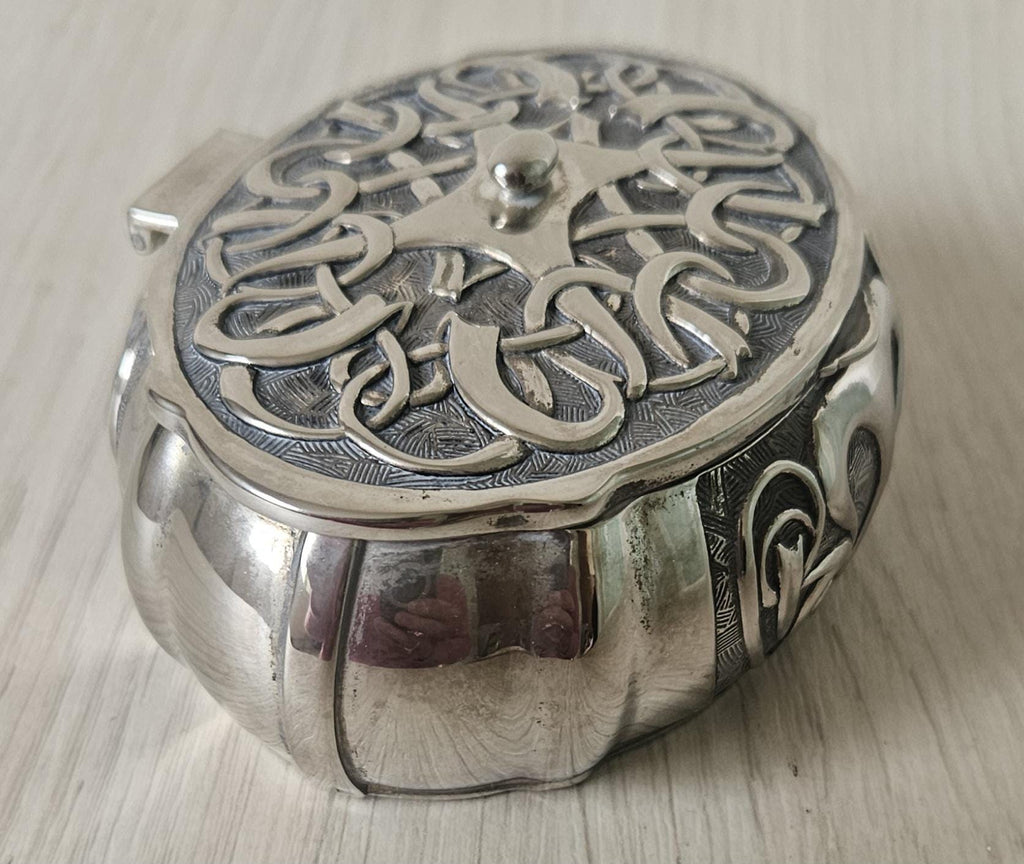 Vintage Silver Plated Trinket Box: Italian Vera Lucino, Intricate Design