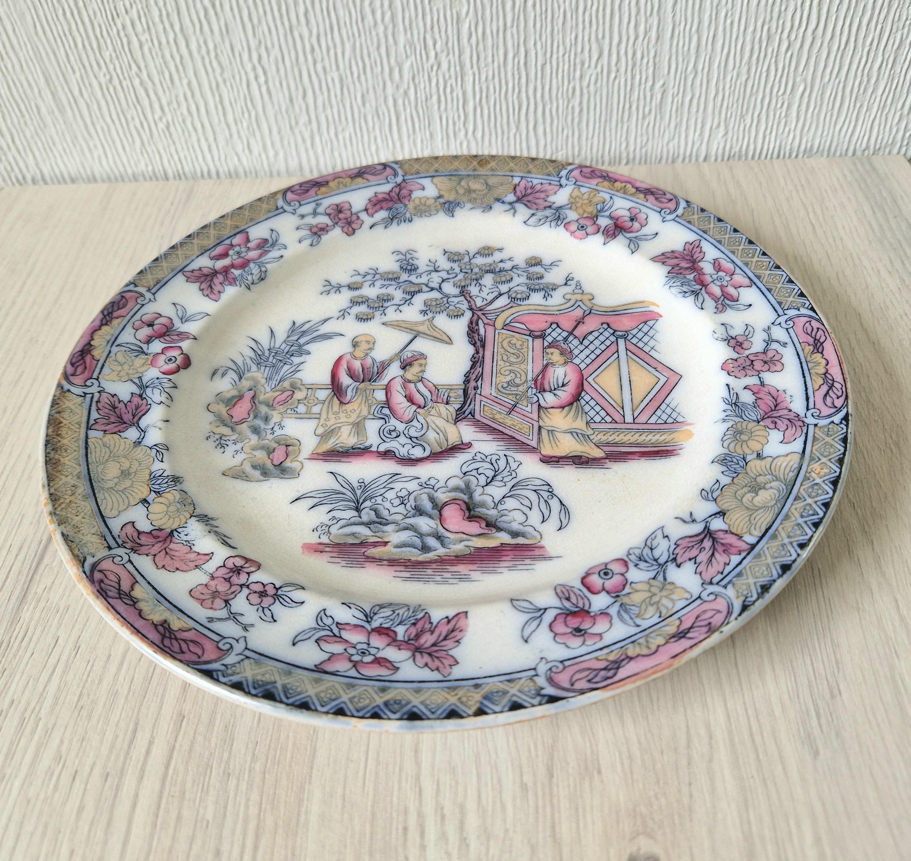 Antique P RADDATZ & CO. Berlin Porcelain Decorative Plate Asian Design 23.5cm Diameter 1864-1880