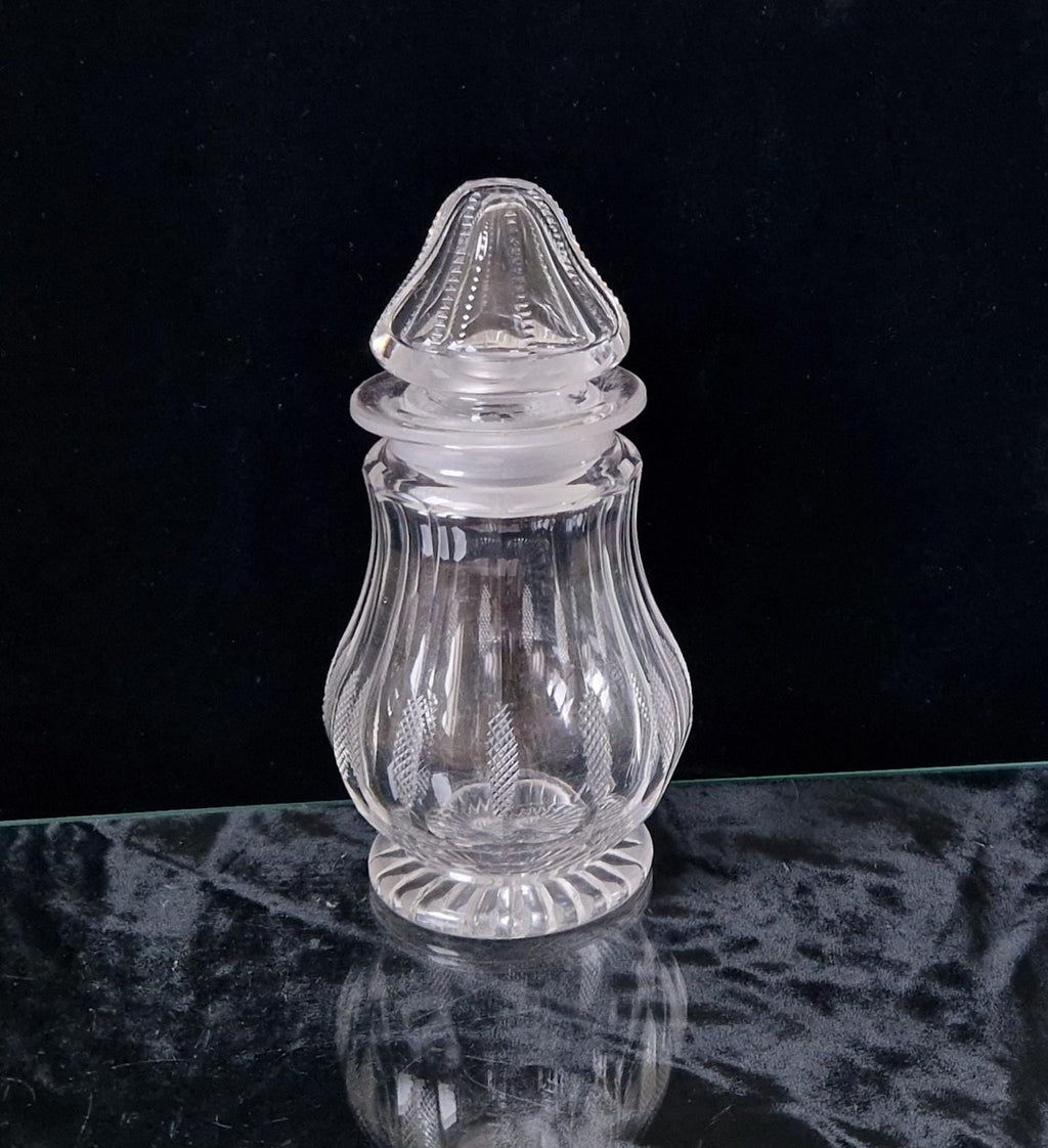 Antique Georgian Panel Cut Glass Bell Lidded Apothecary Jar 17cm